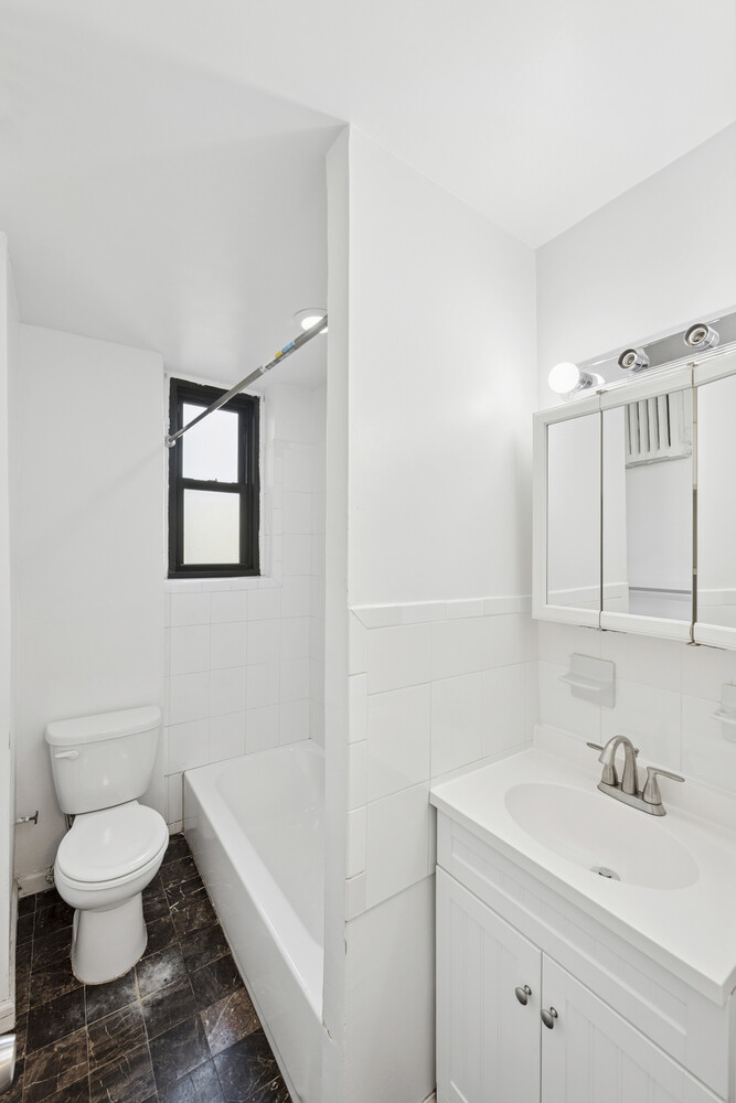 #12 photo, 345 MONTGOMERY Street, ブルックリン区 Crown Heights , NY 11213