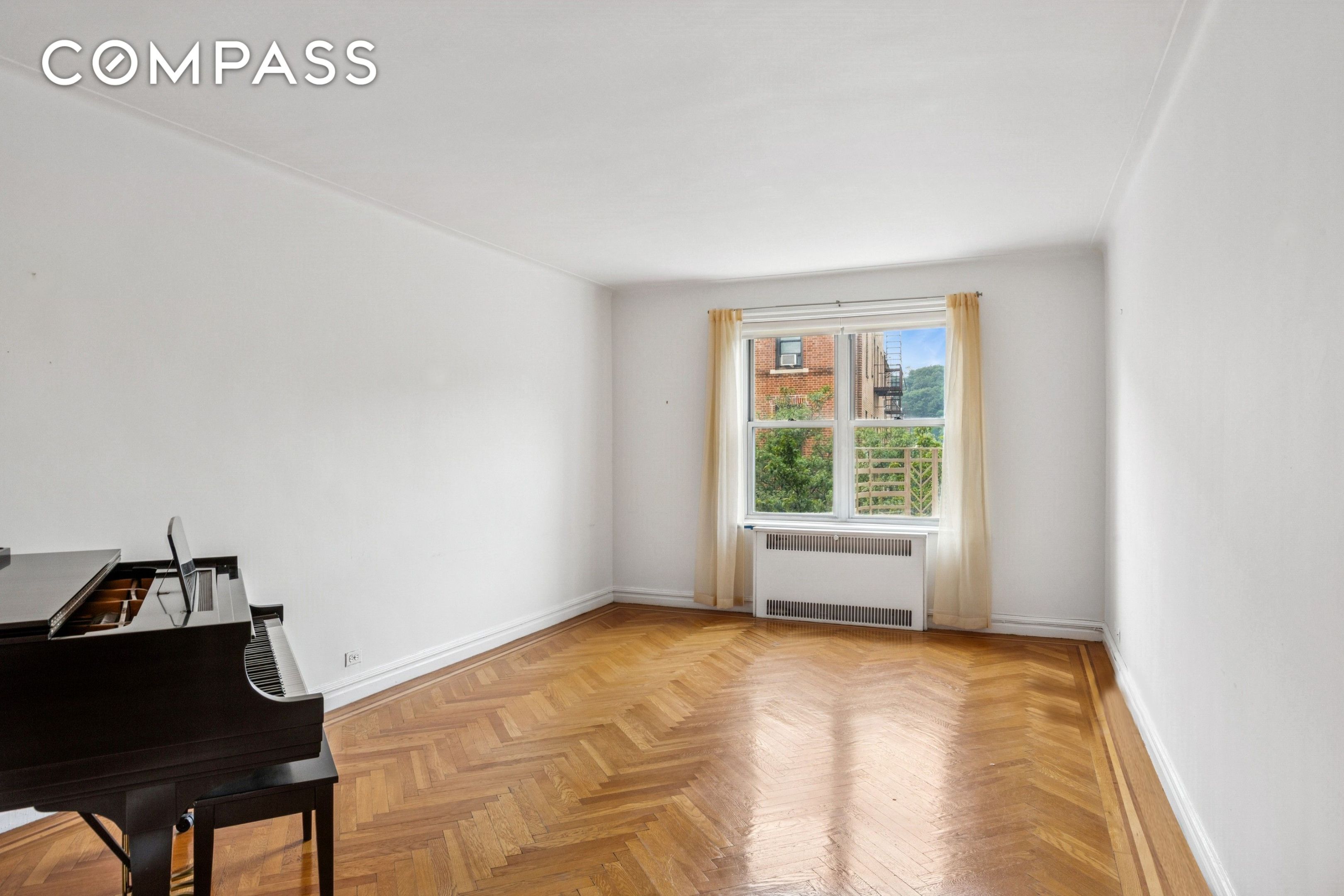 #3 photo, 91 Payson Avenue, マンハッタン Inwood , NY 10034