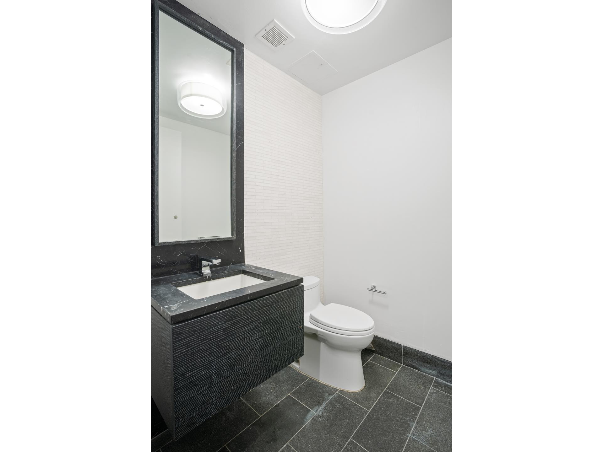 #7 photo, New York City, マンハッタン Lincoln Square , NY 10069