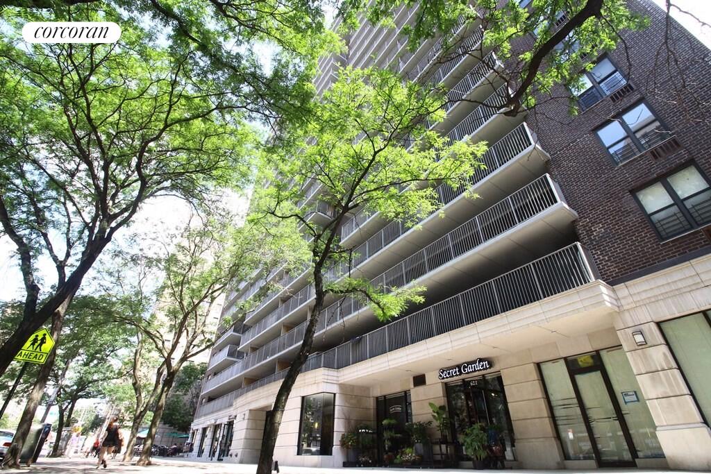 #17 photo, New York City, Upper West Side , NY 10024