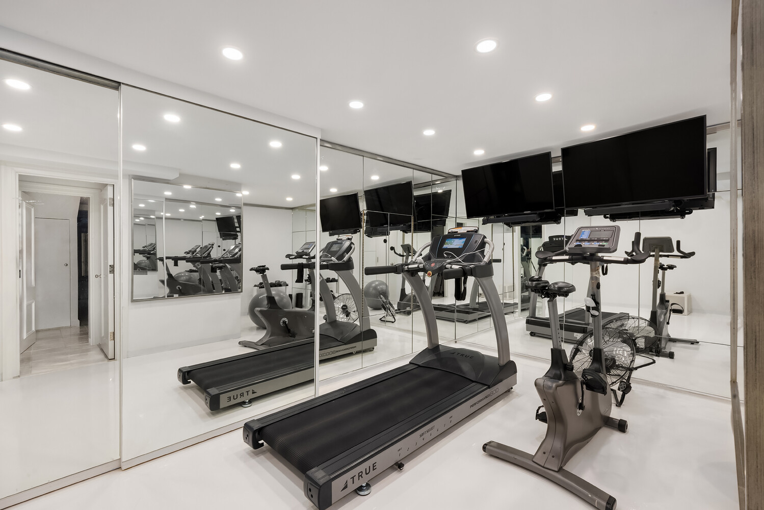 #21 photo, 67 BEDFORD Street, マンハッタン West Village , NY 10014