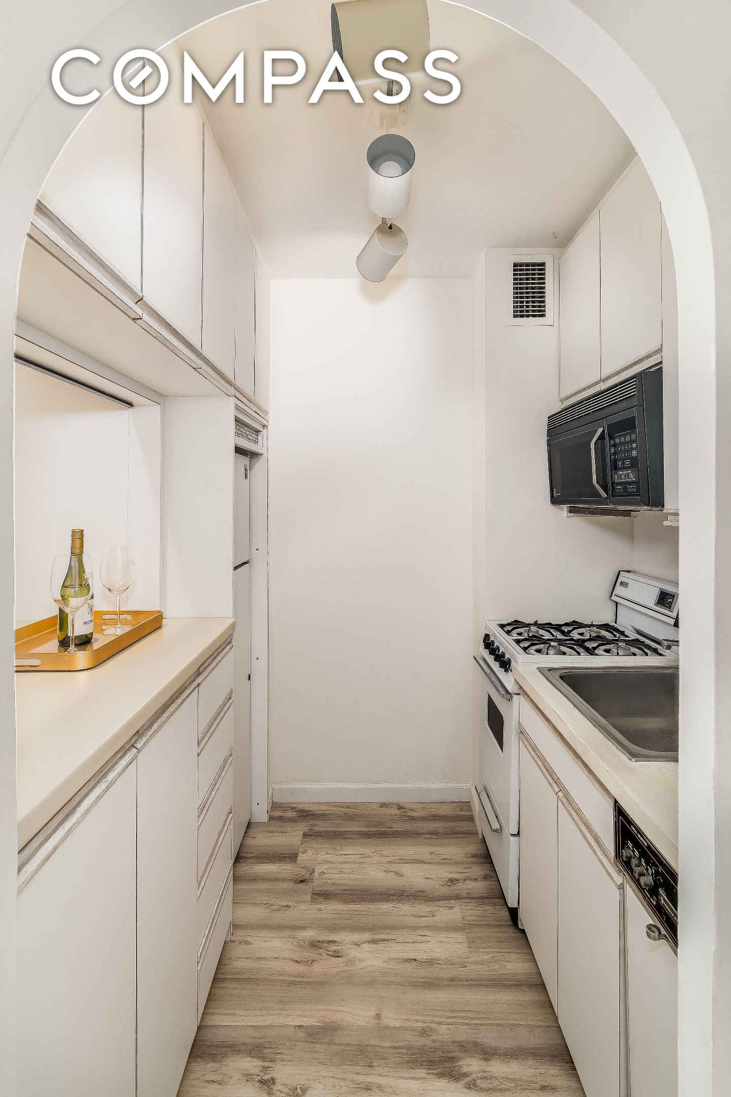 #7 photo, 251 E 51st Street, マンハッタン Midtown East , NY 10022