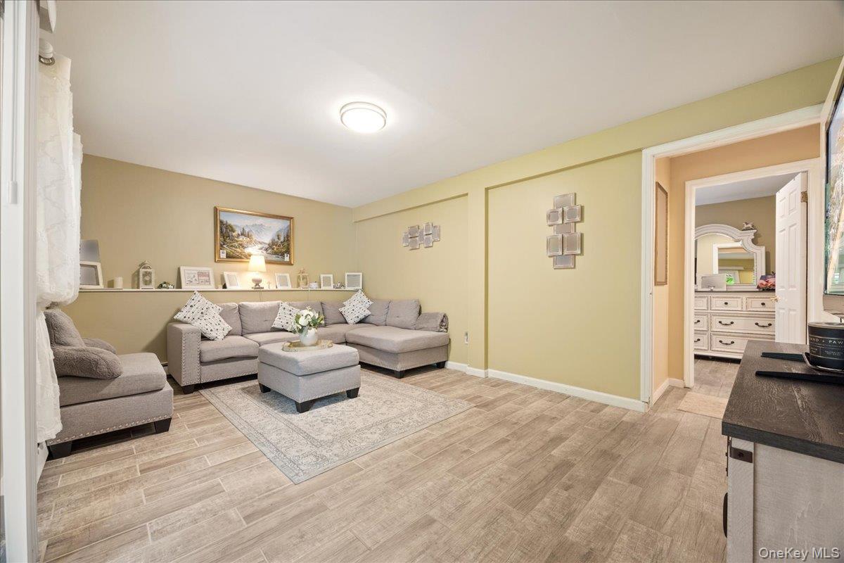 #20 photo, 550 Saw Mill River Road, Millwood , NY 10546