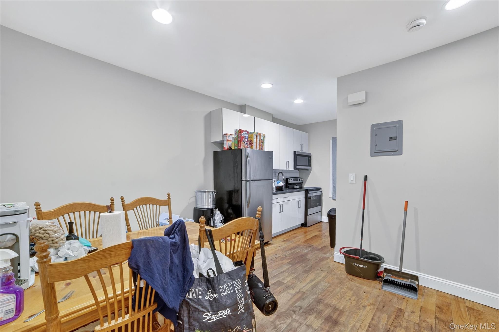 #11 photo, 105 Palisade Avenue, Yonkers , NY 10701