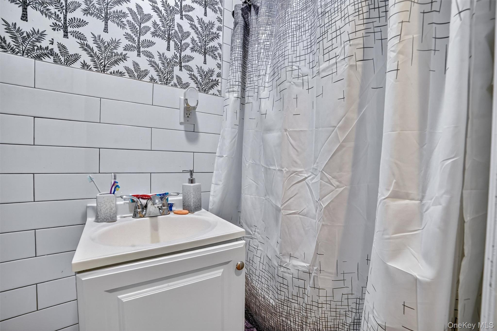 #16 photo, 105 Palisade Avenue, Yonkers , NY 10701