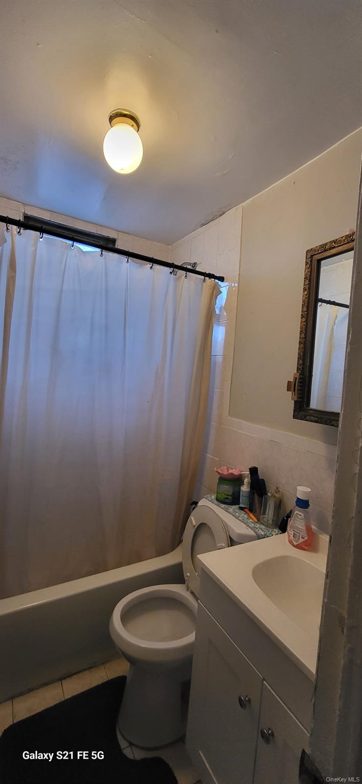 #14 photo, 41-43 Currans, Yonkers , NY 10701