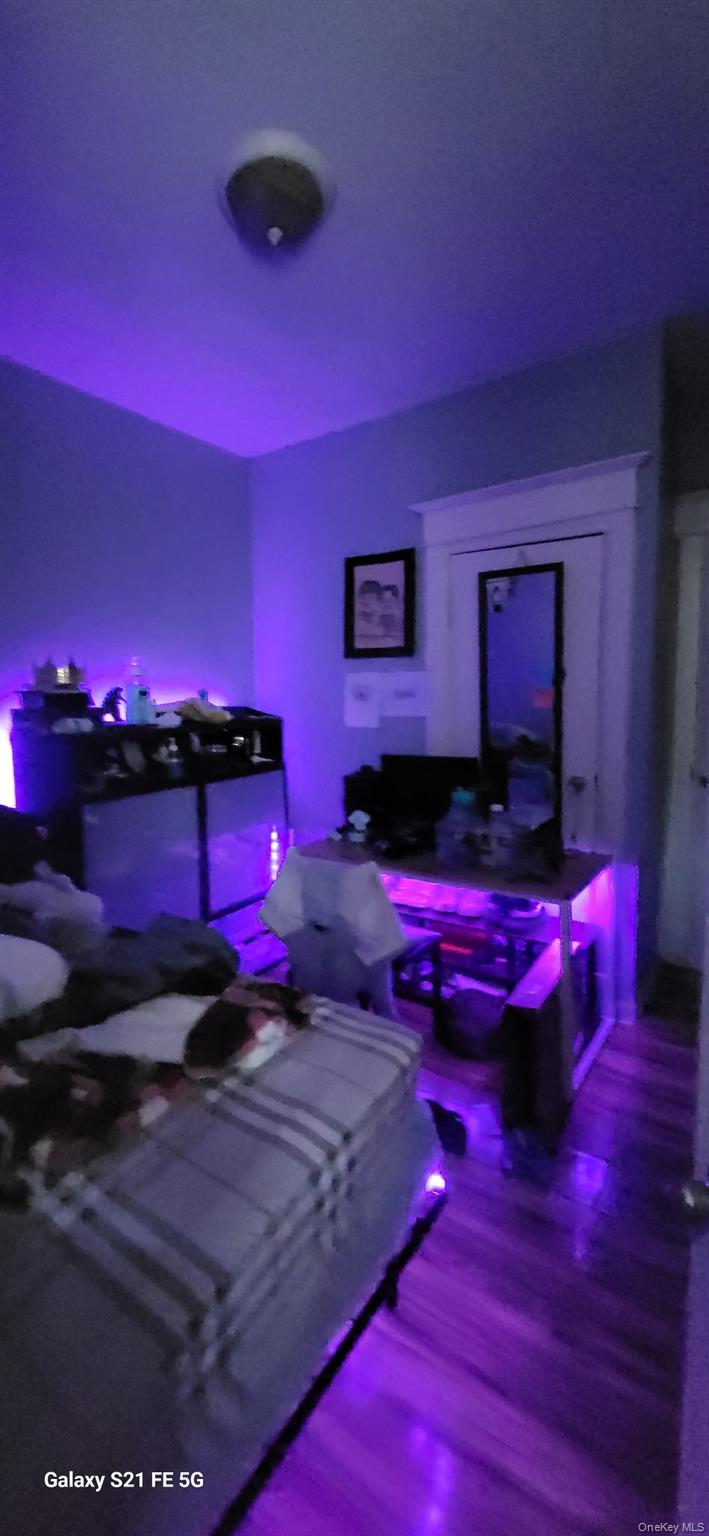 #17 photo, 41-43 Currans, Yonkers , NY 10701