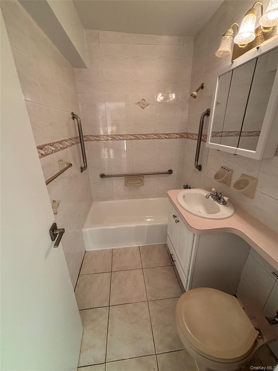 #18 photo, 4200 Herkimer Place, ブロンクス区 Bronx , NY 10470