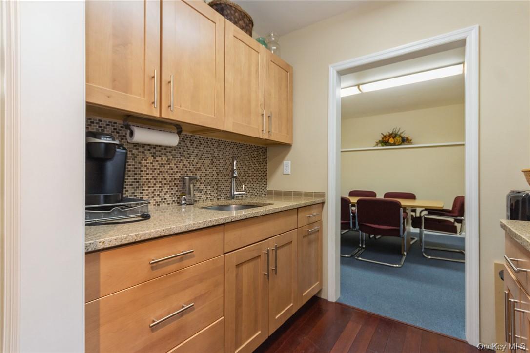 #12 photo, 290 292 Main Street, Cold Spring , NY 10516