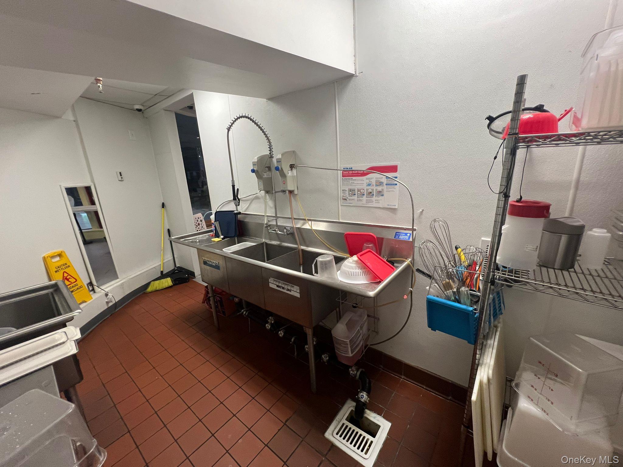 #14 photo, 33 Lecount Place, New Rochelle , NY 10801