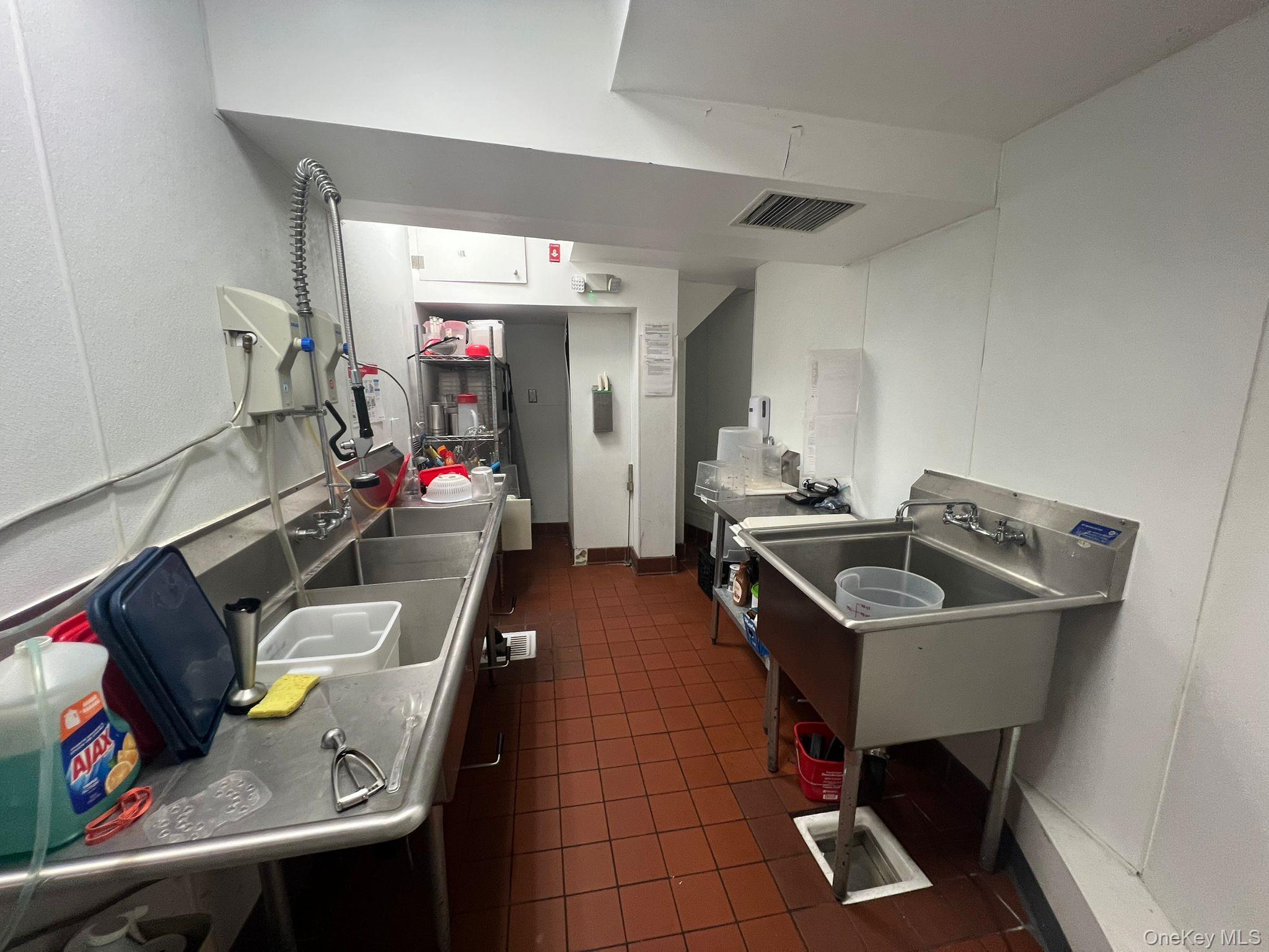 #15 photo, 33 Lecount Place, New Rochelle , NY 10801