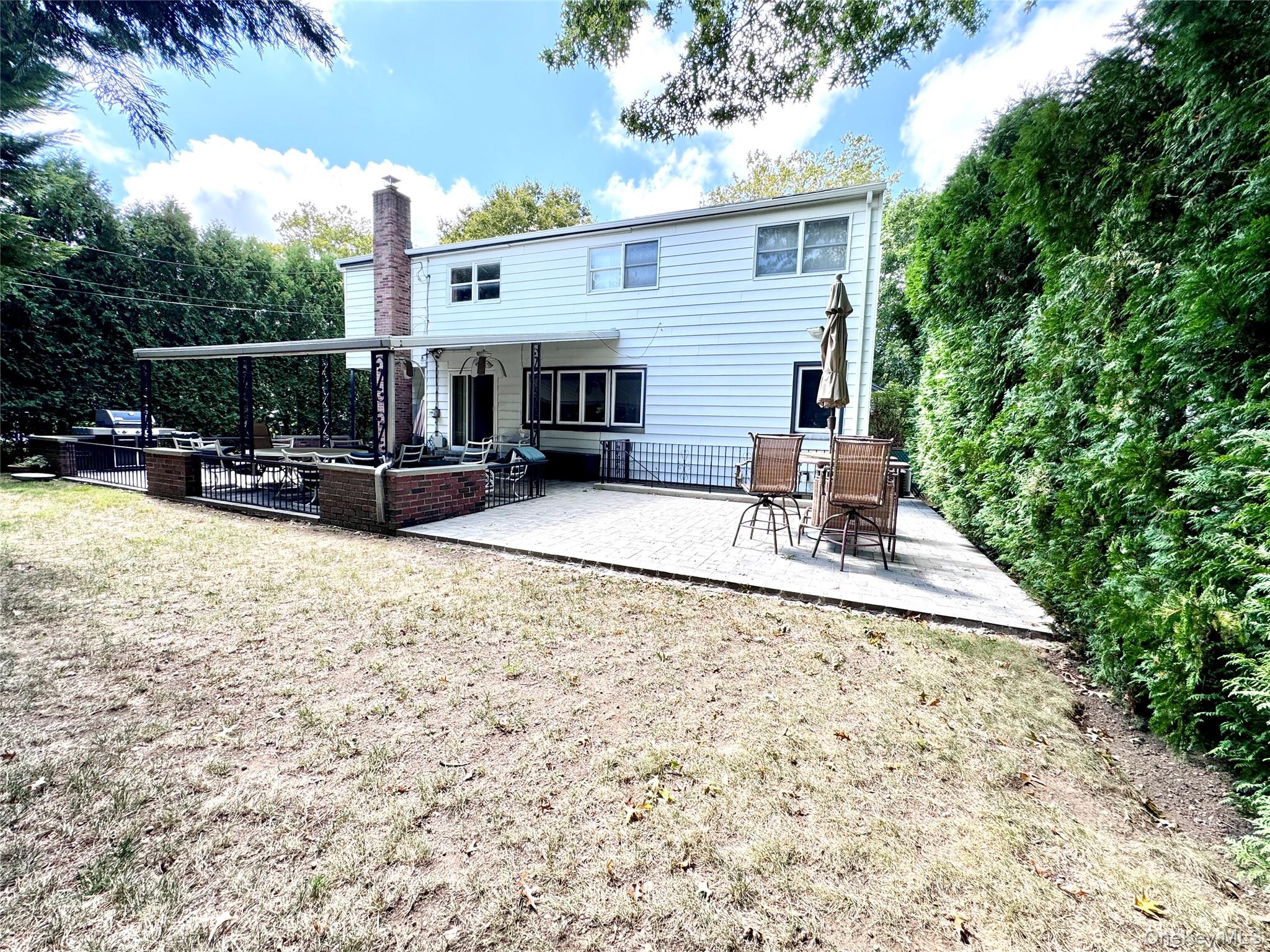 #14 photo, 195 Sackville Road, Garden City , NY 11530