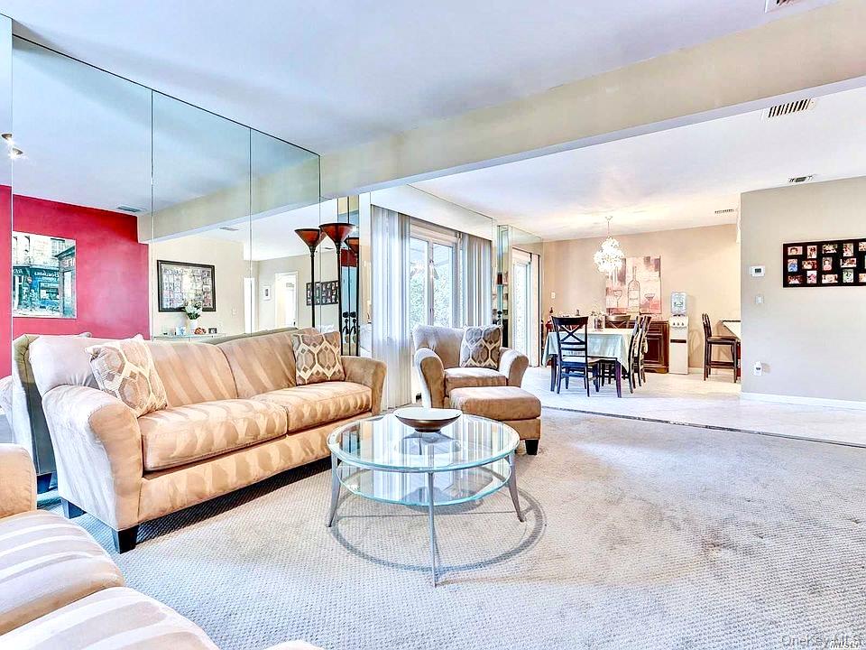 #4 photo, 195 Sackville Road, Garden City , NY 11530