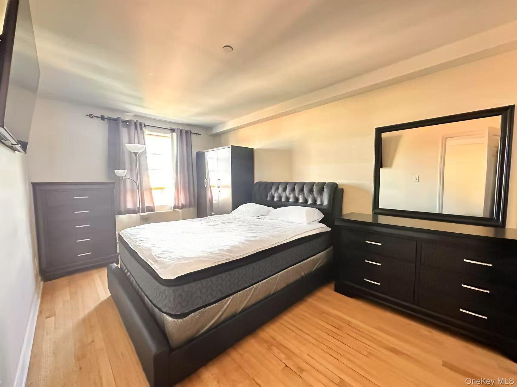 #4 photo, 35-38 Junction Boulevard, クイーンズ区 Jackson Heights , NY 11368