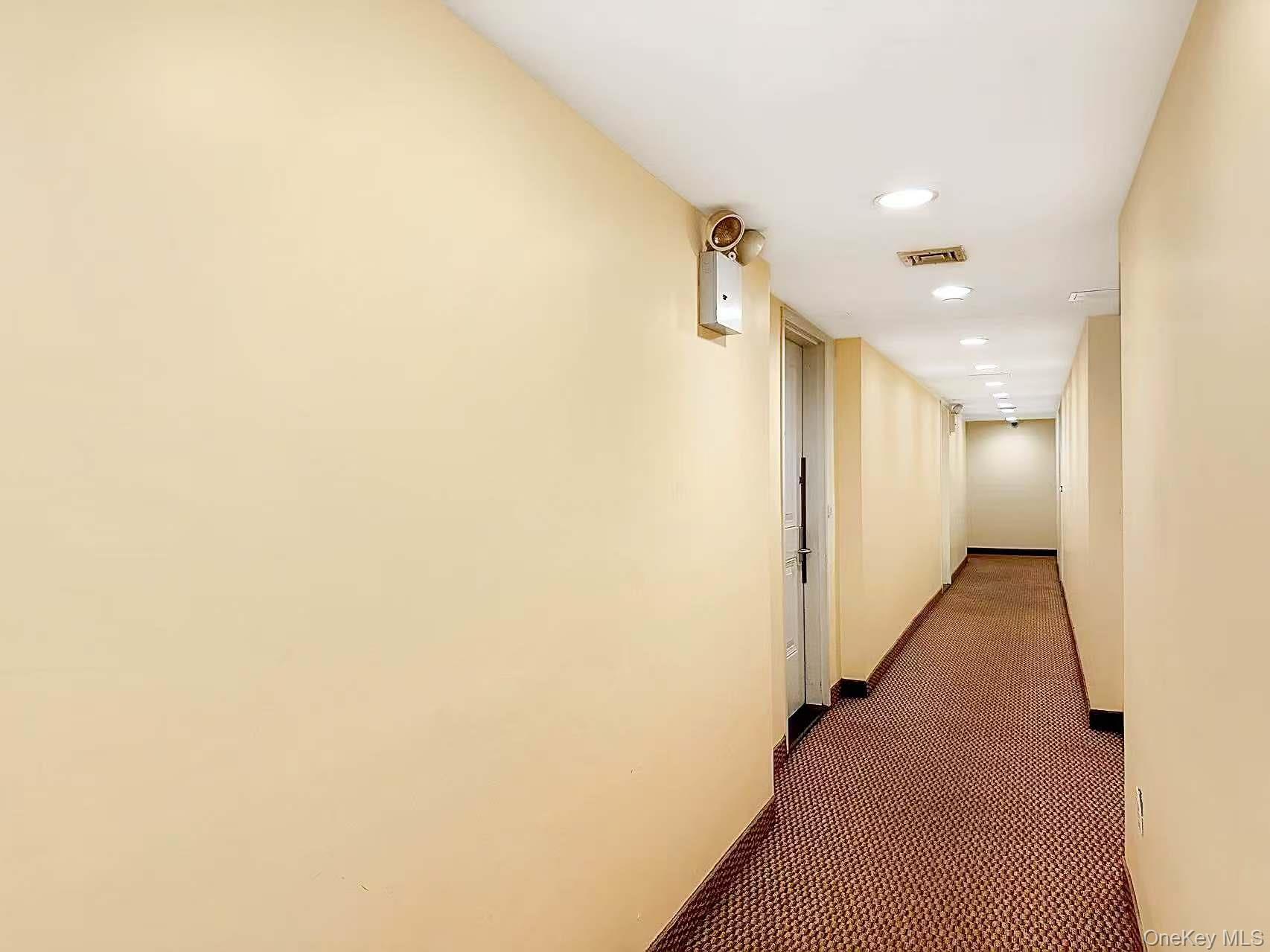 #5 photo, 35-38 Junction Boulevard, クイーンズ区 Jackson Heights , NY 11368