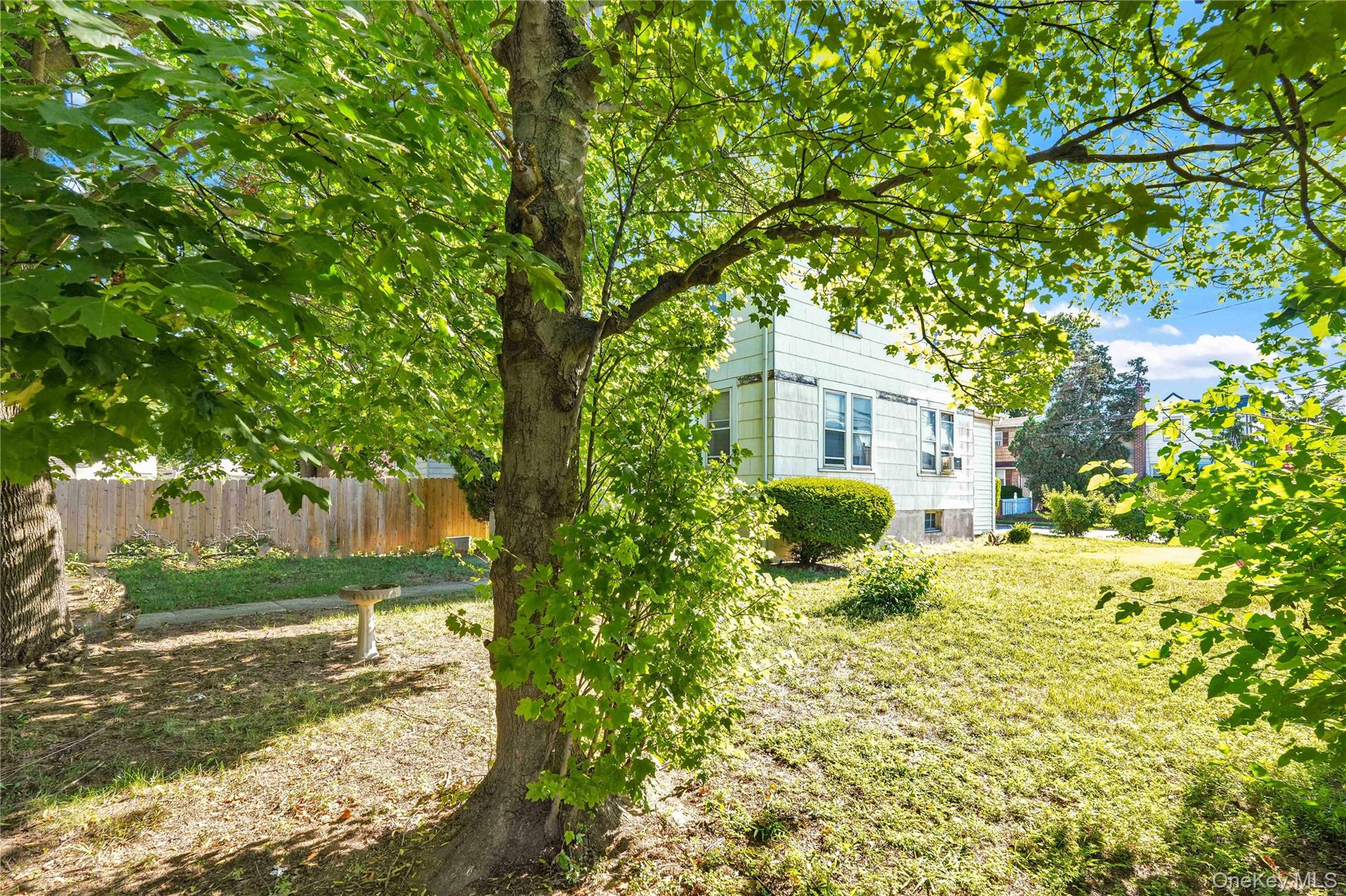 #16 photo, 42 Satterie Avenue, ナッソー郡 Valley Stream , NY 11580