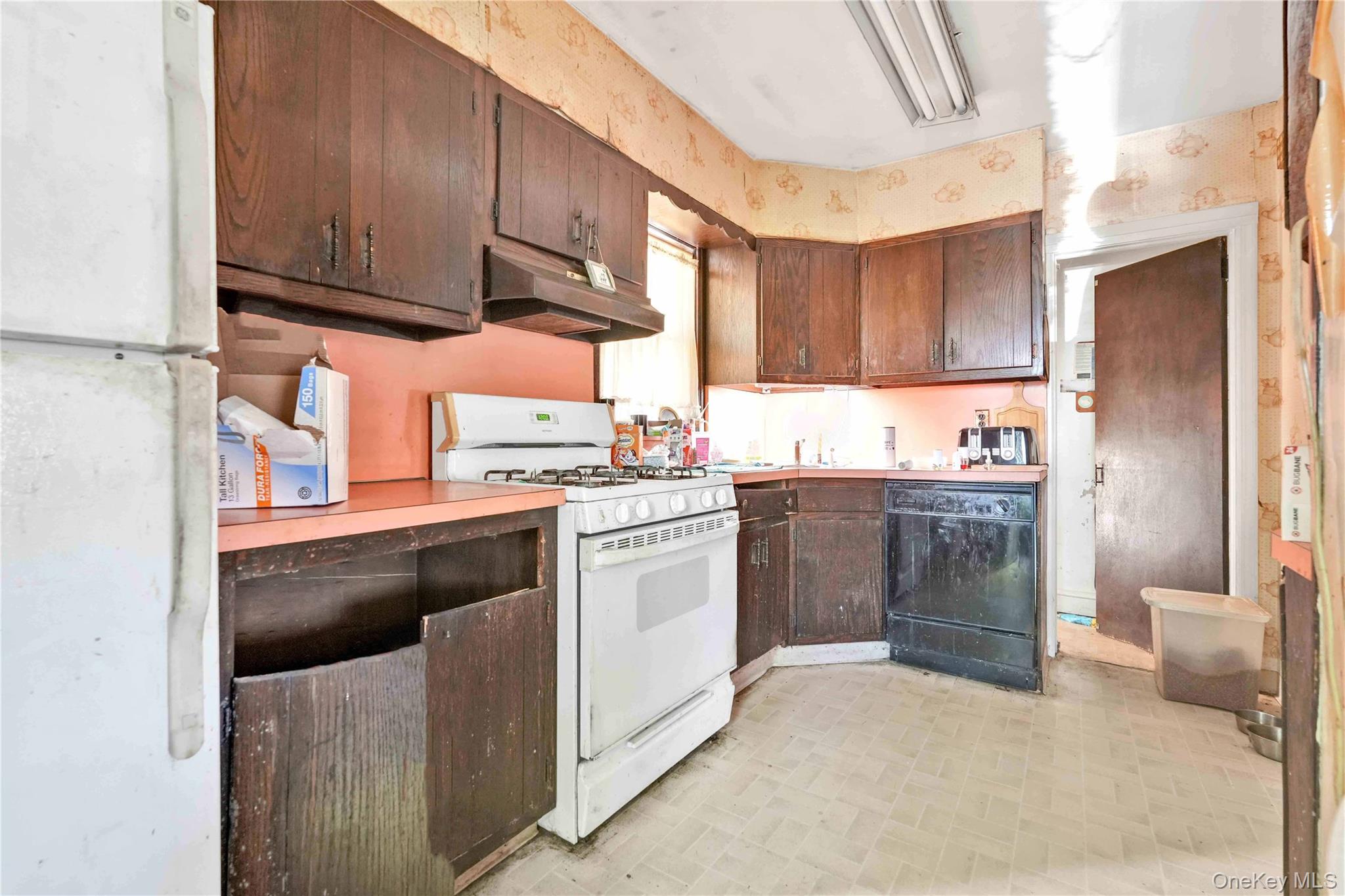 #8 photo, 42 Satterie Avenue, ナッソー郡 Valley Stream , NY 11580