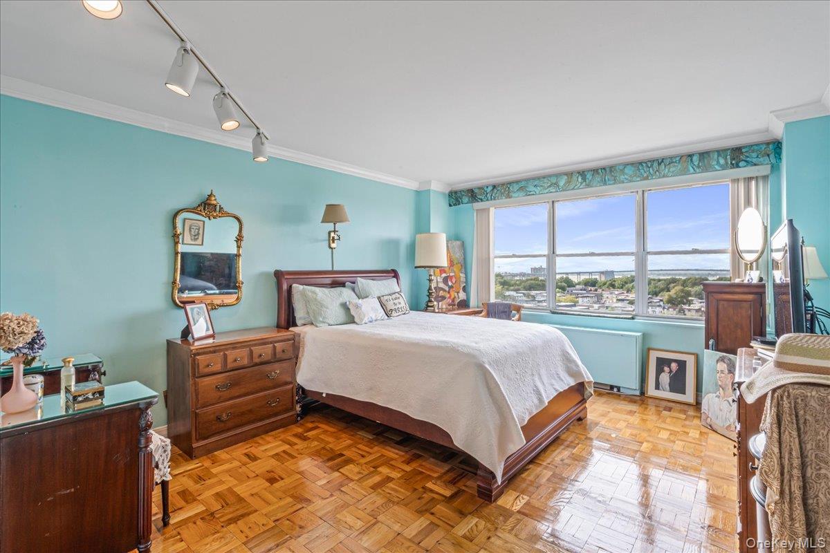 #14 photo, 17-85 215th Street, Bayside , NY 11360