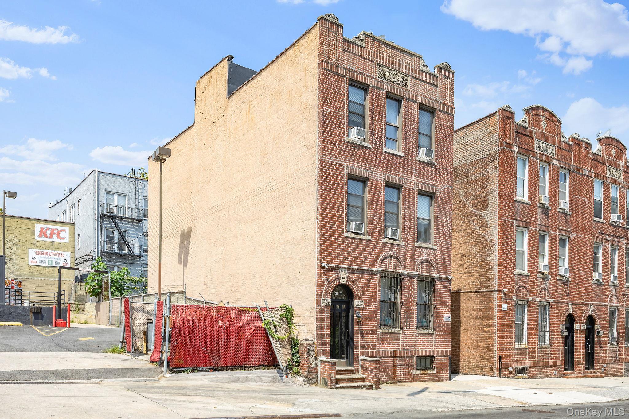 #2 photo, 4326 58th Street, クイーンズ区 Woodside , NY 11377