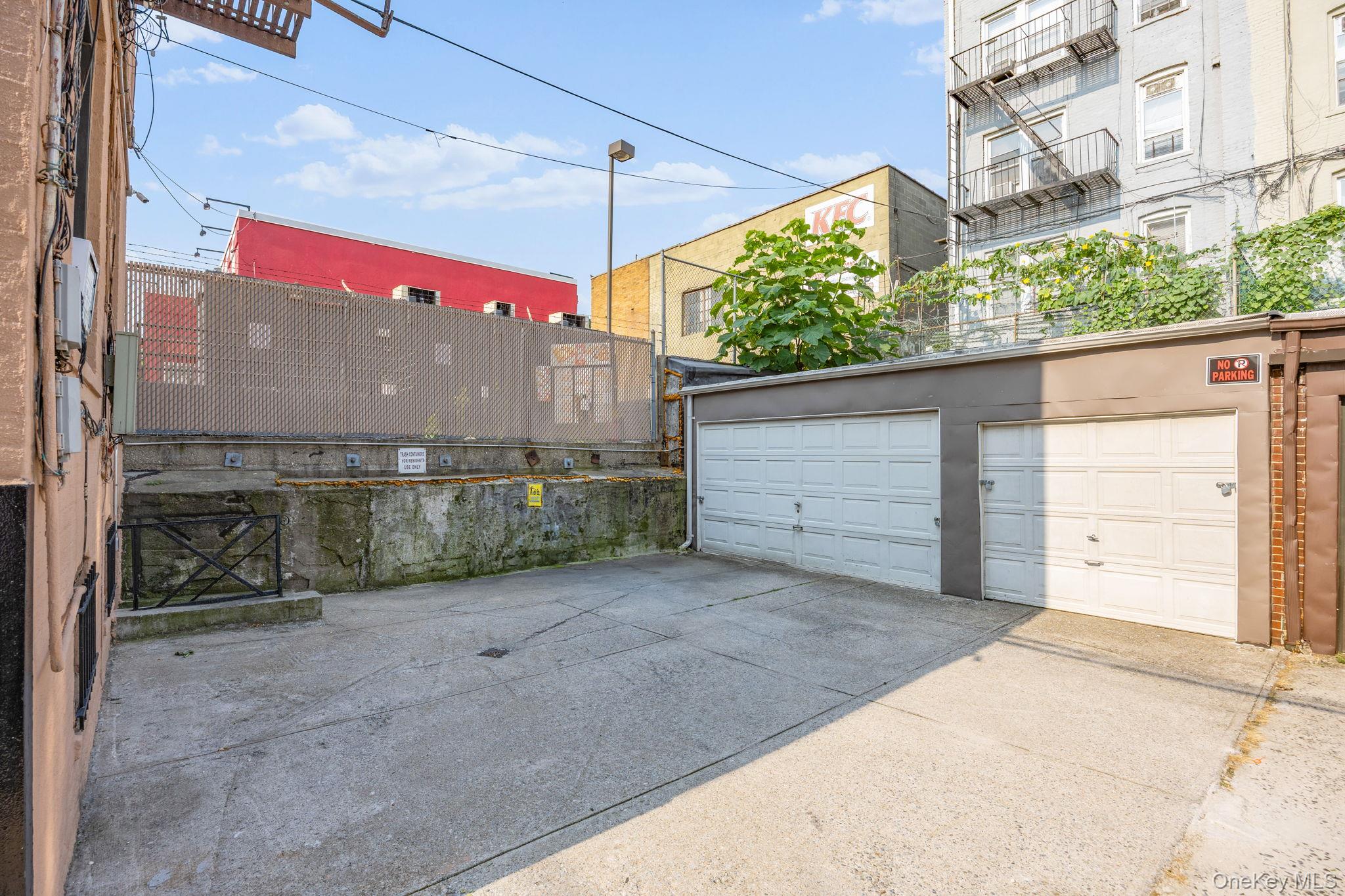 #4 photo, 4326 58th Street, クイーンズ区 Woodside , NY 11377