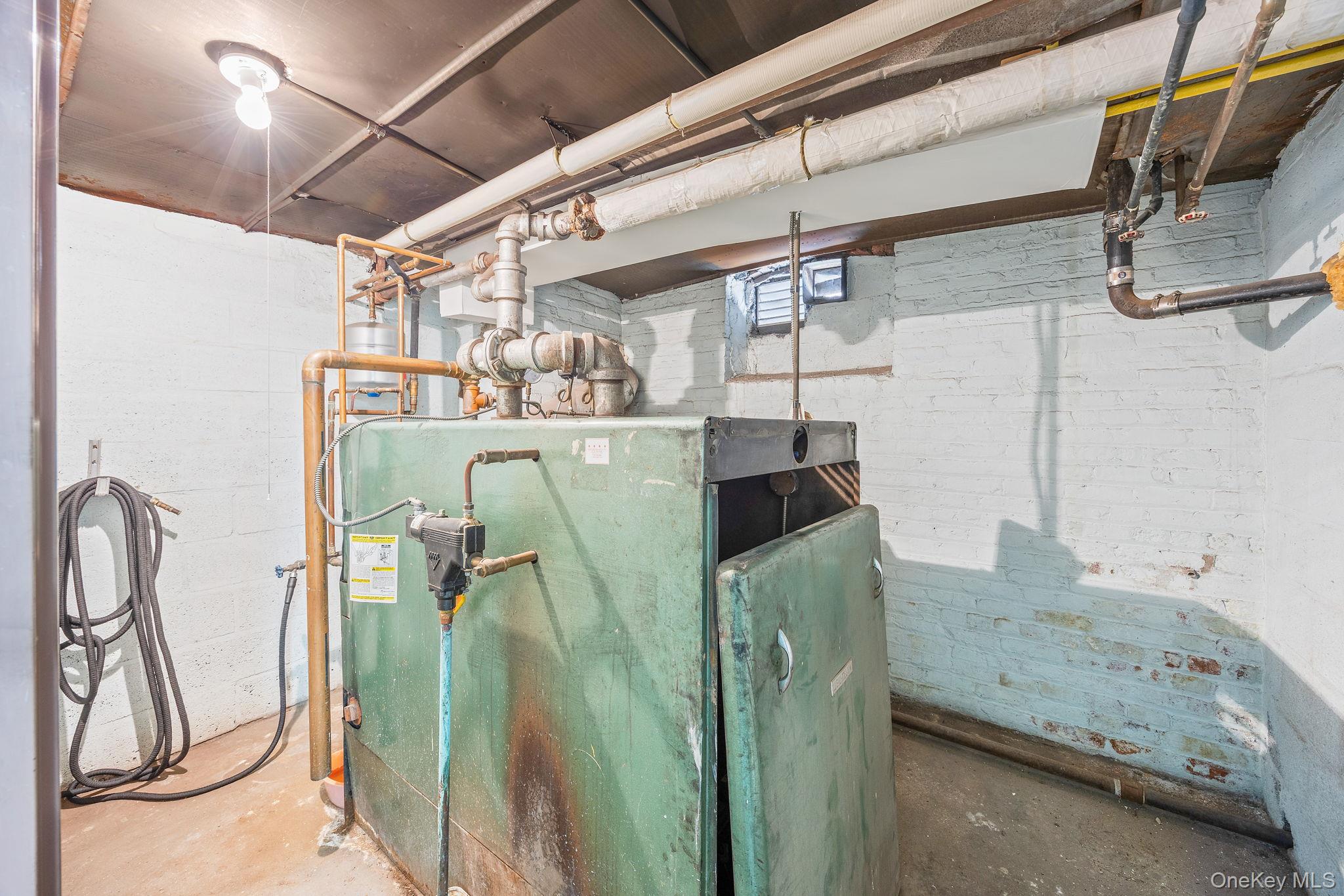 #7 photo, 4326 58th Street, クイーンズ区 Woodside , NY 11377