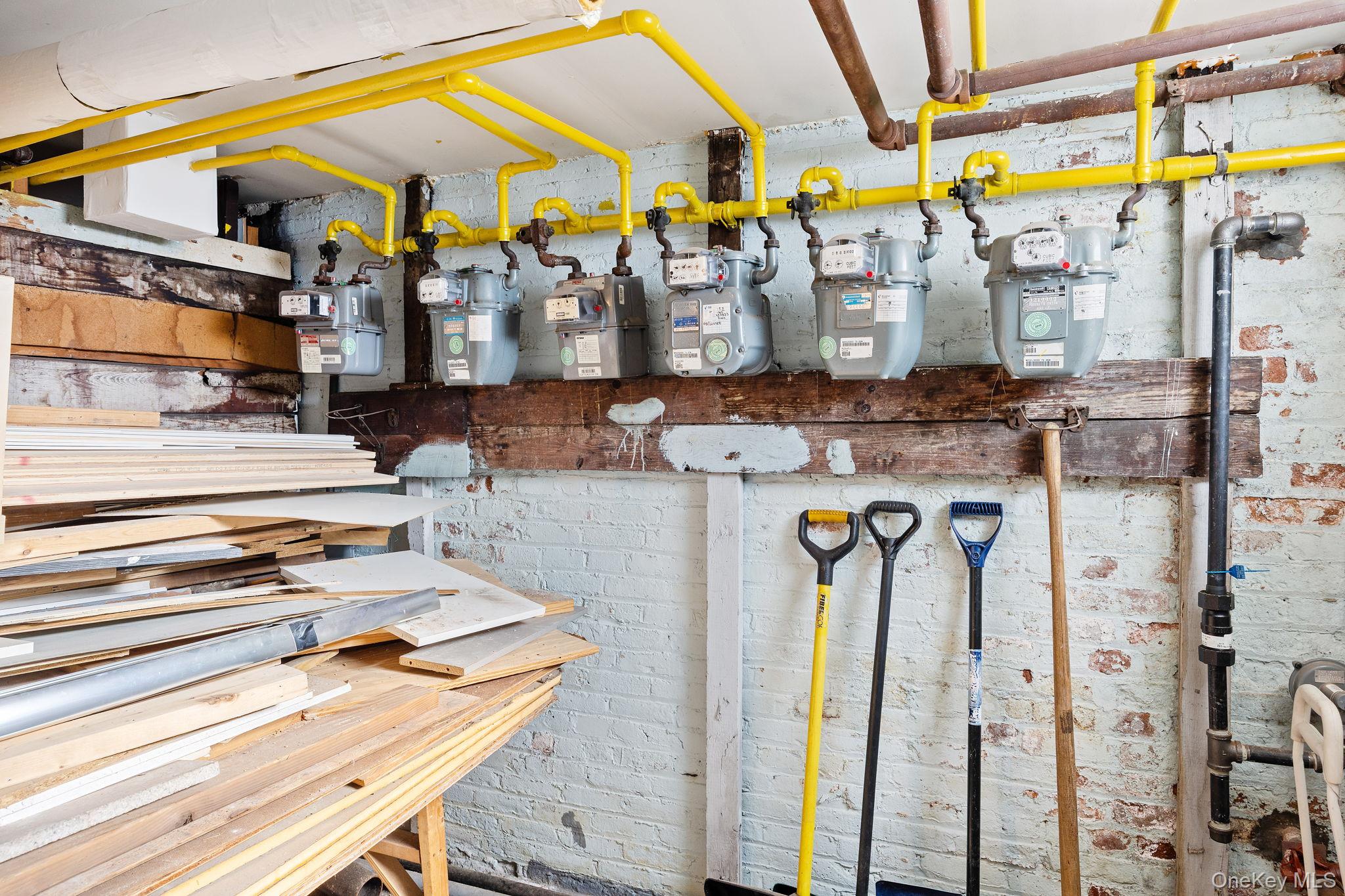 #9 photo, 4326 58th Street, クイーンズ区 Woodside , NY 11377