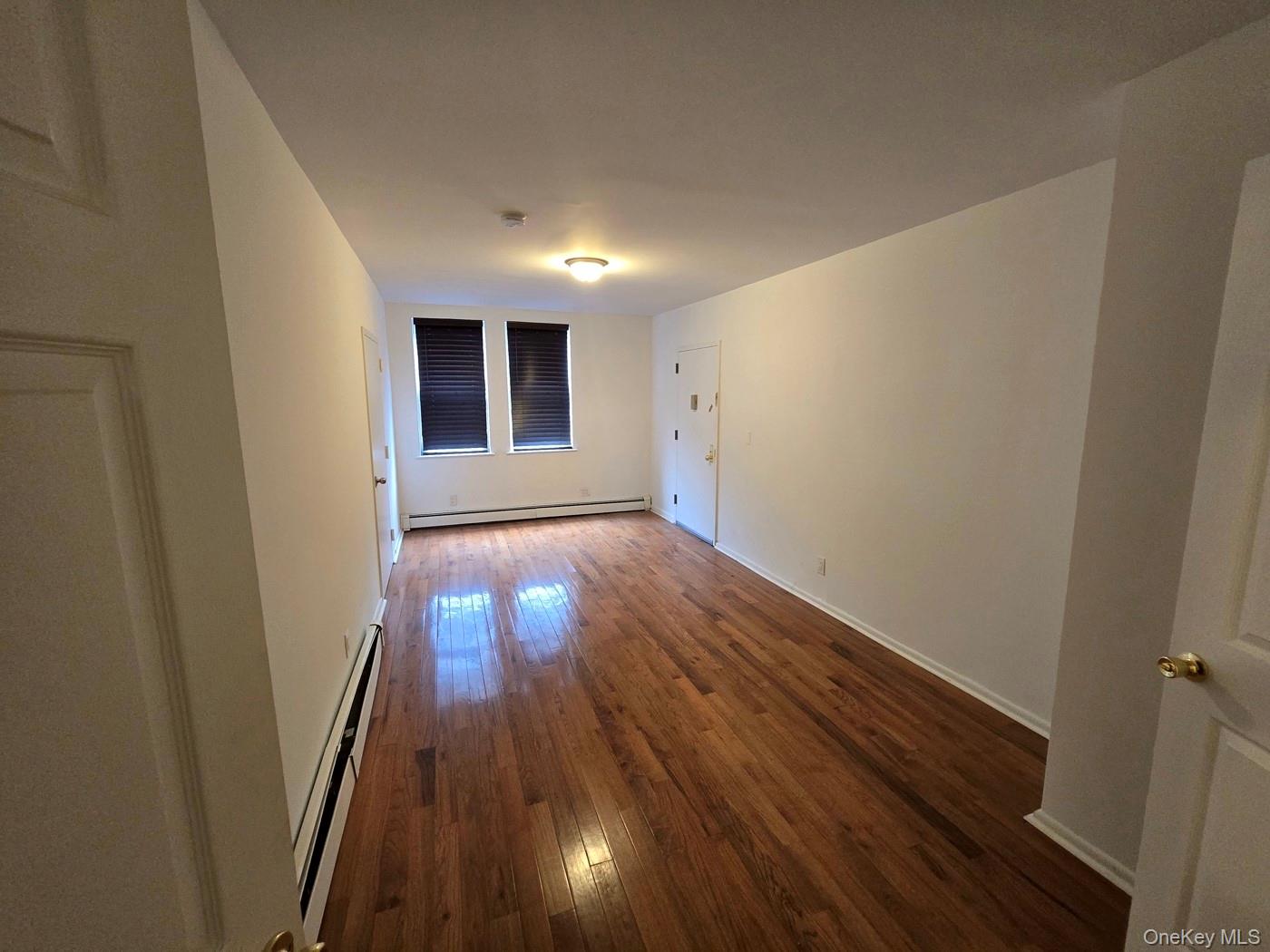 #10 photo, 92-14 95th Avenue, クイーンズ区 Ozone Park , NY 11416