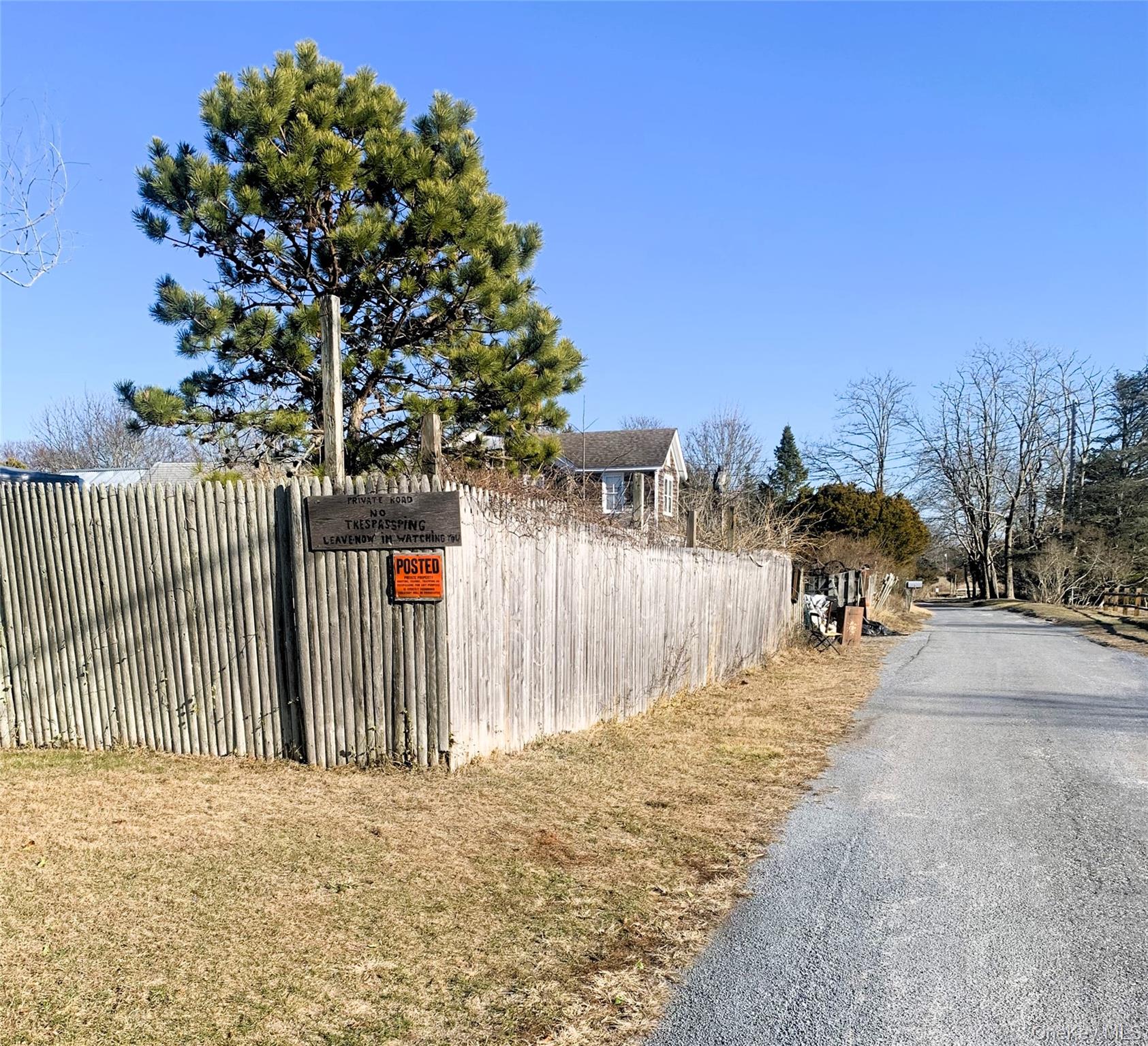 #7 photo, 12 Pleasant Avenue Avenue, サフォーク郡 Westhampton , NY 11977