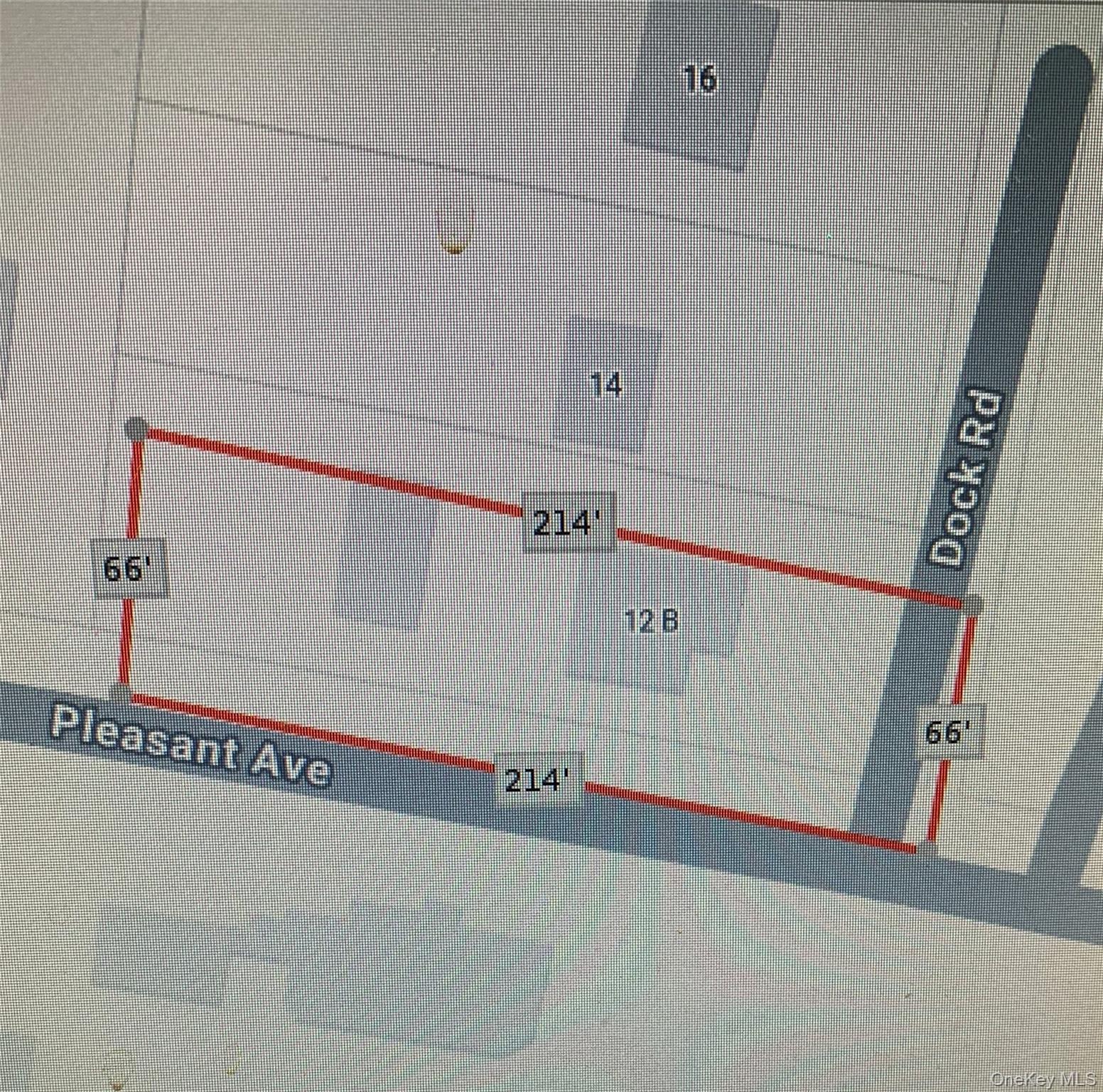 #8 photo, 12 Pleasant Avenue Avenue, サフォーク郡 Westhampton , NY 11977