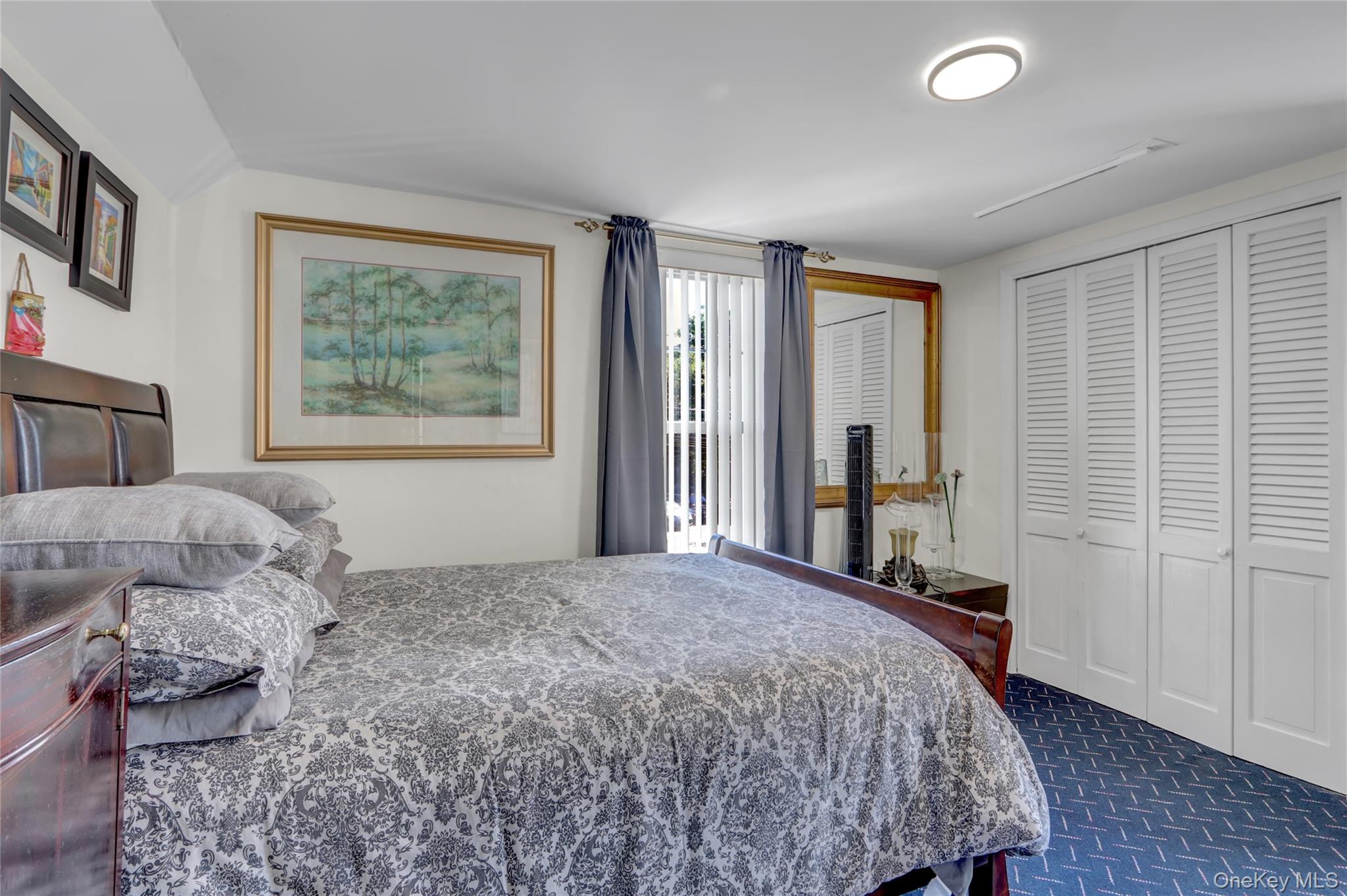 #12 photo, 66 Center Avenue, サフォーク郡 Bay Shore , NY 11706