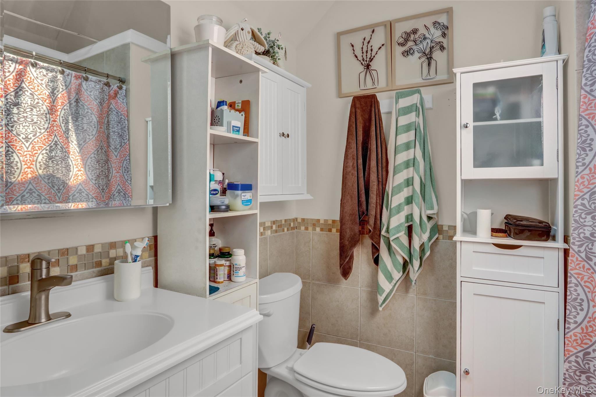 #14 photo, 66 Center Avenue, サフォーク郡 Bay Shore , NY 11706