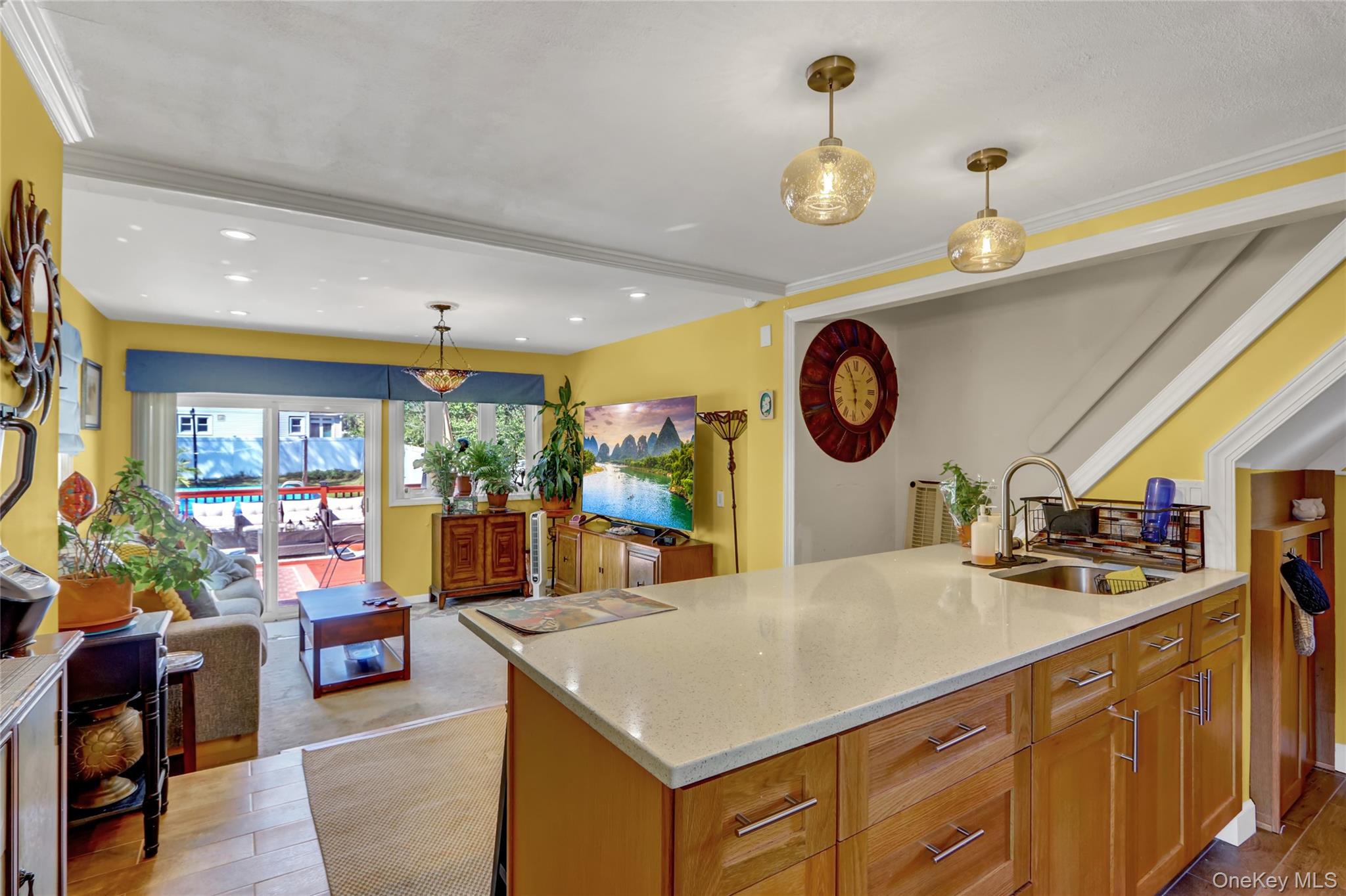 #4 photo, 66 Center Avenue, サフォーク郡 Bay Shore , NY 11706