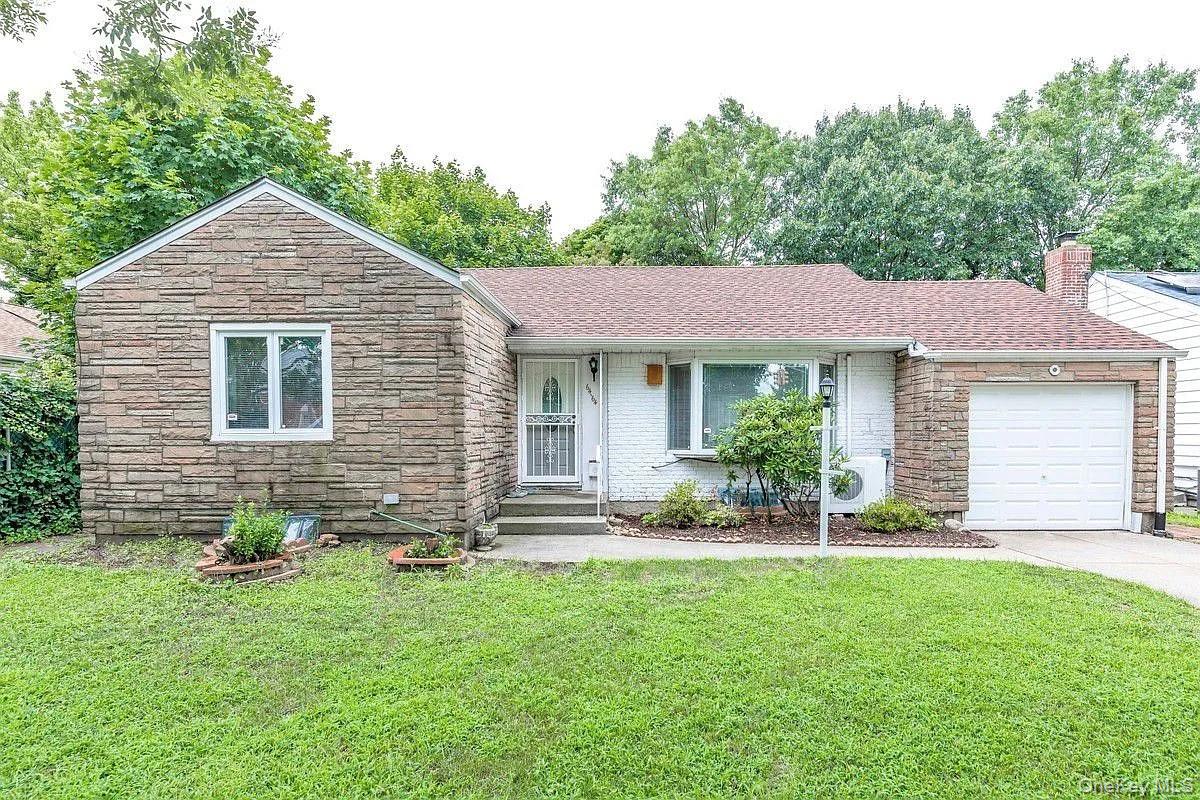 #1 photo, 64-64 Bell Boulevard, Bayside , NY 11364