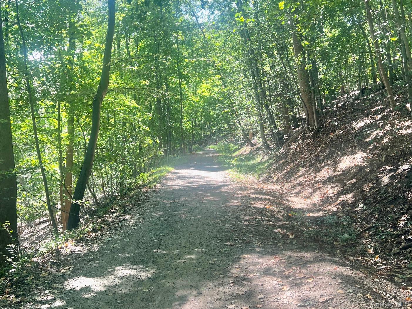 #7 photo, 903 Route 9W, Nyack , NY 10960