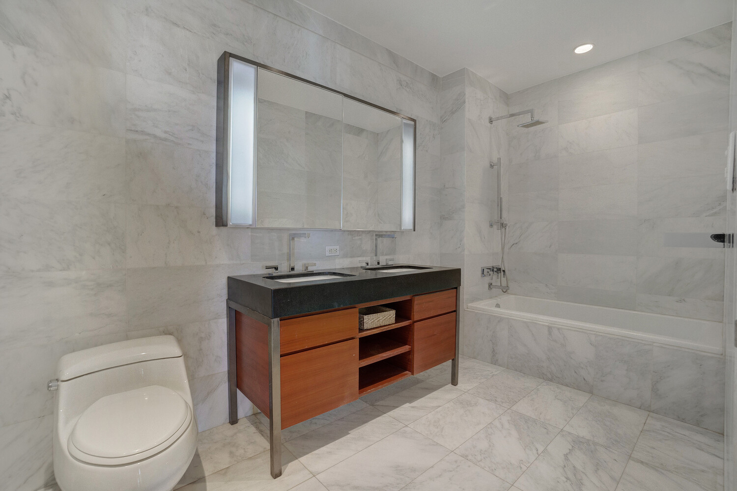 #9 photo, 75 WALL Street, マンハッタン Financial District , NY 10005