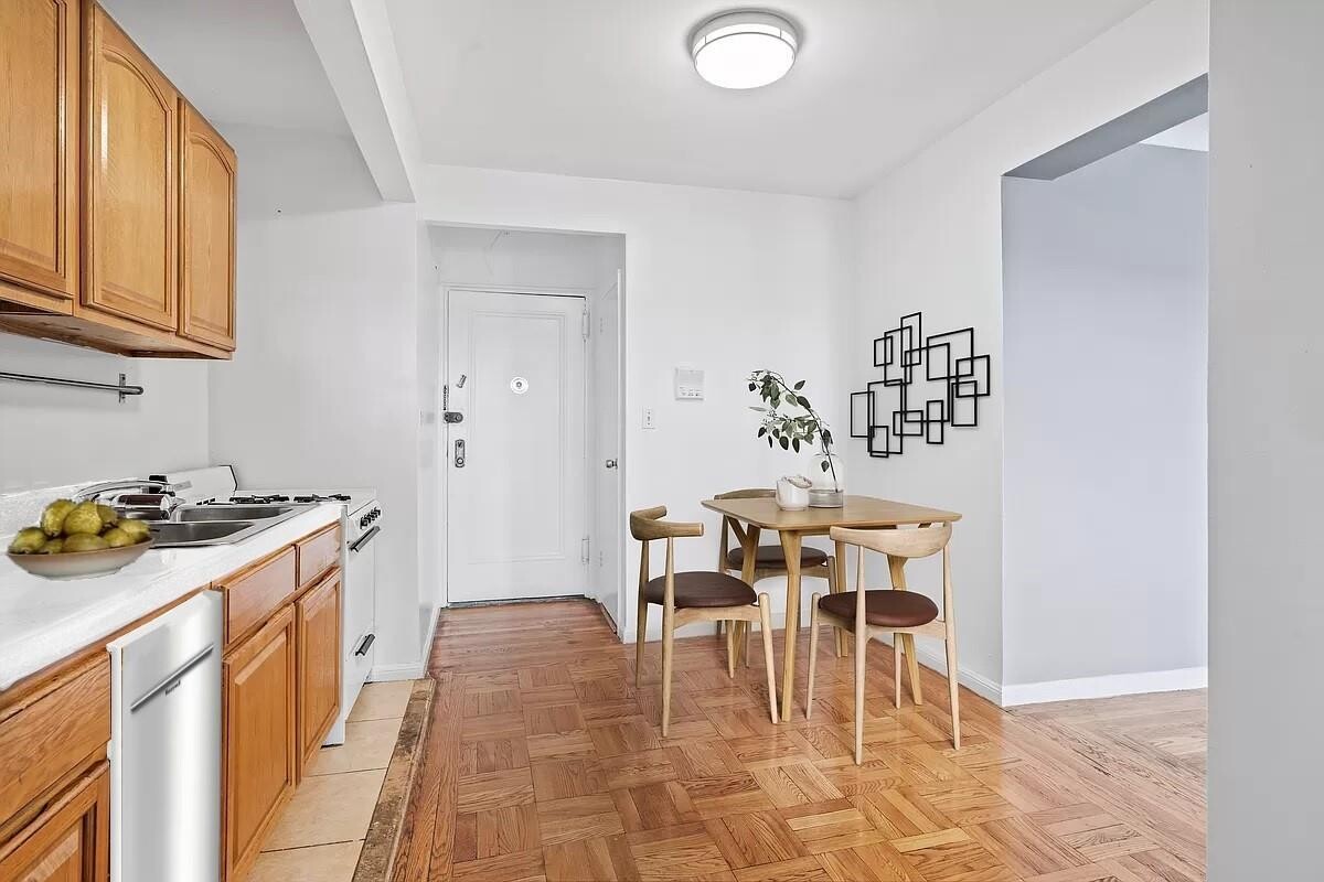 #3 photo, 90 PARK Terrace E, マンハッタン Inwood , NY 10034