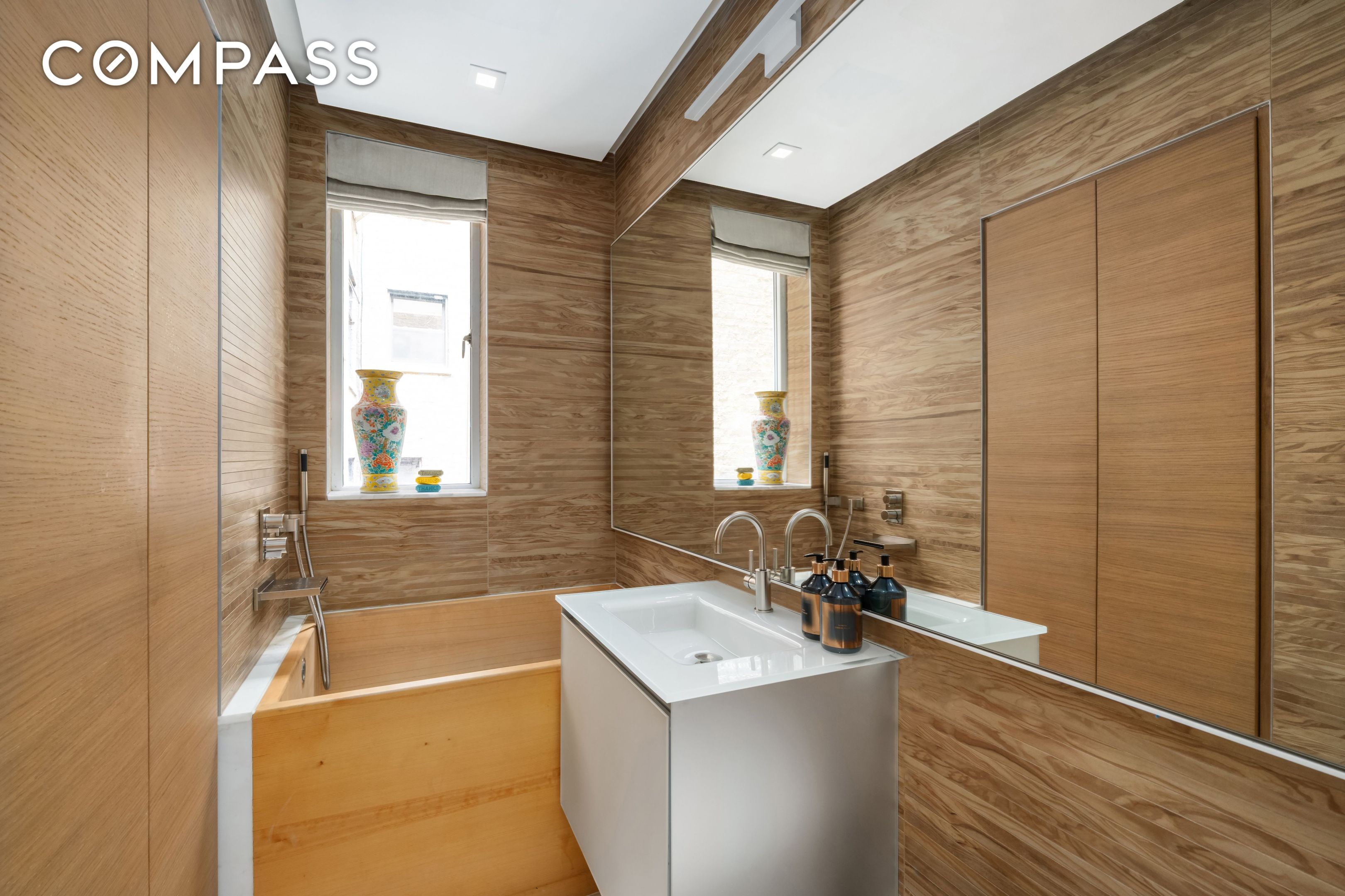 #13 photo, 455 E 51st Street, マンハッタン Midtown East , NY 10022