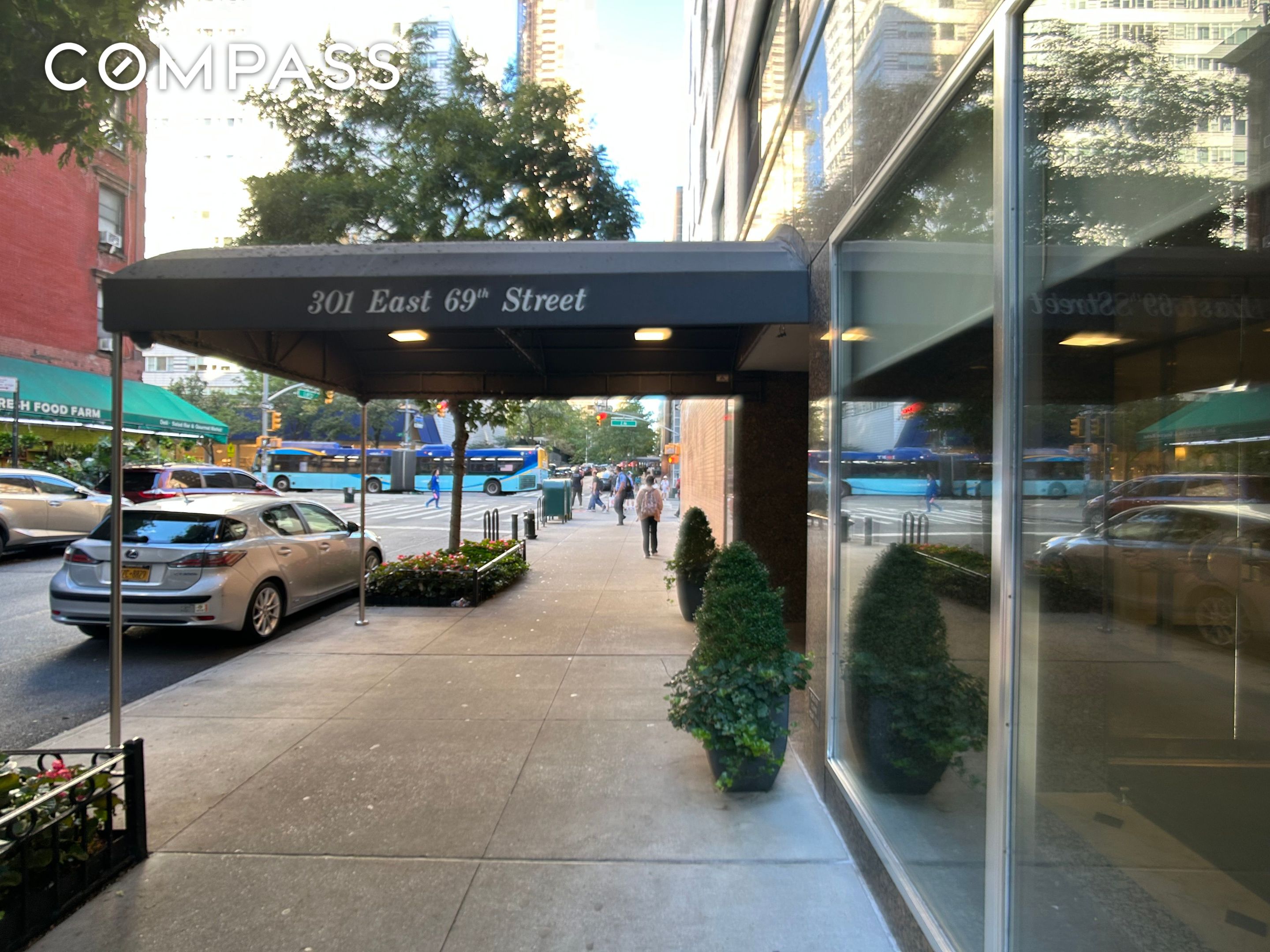 #11 photo, 301 E 69th Street, マンハッタン Lenox Hill , NY 10021