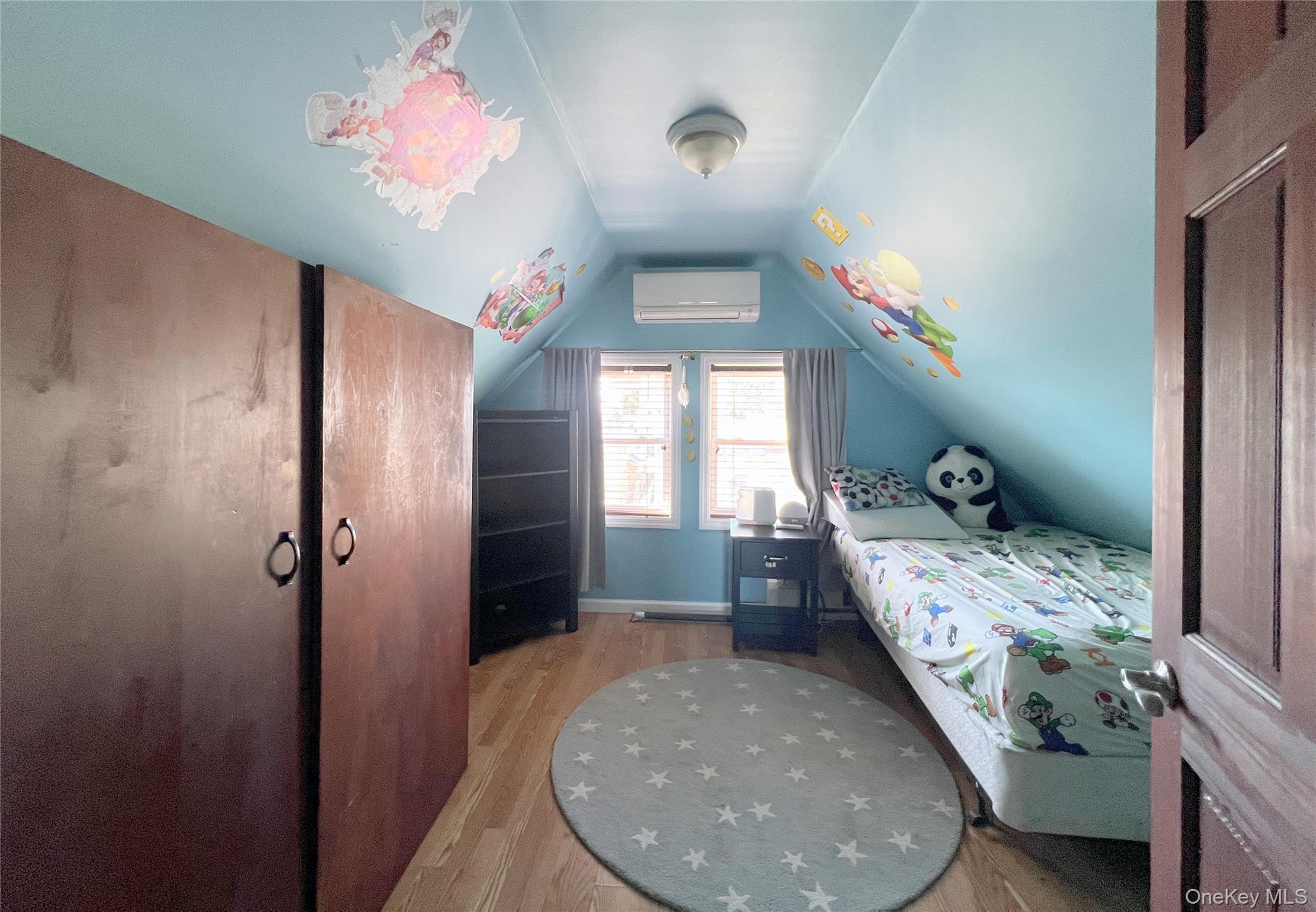 #12 photo, 6731 52nd Road, クイーンズ区 Maspeth , NY 11378