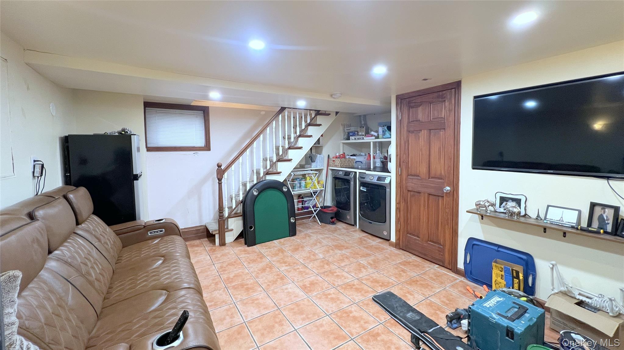 #14 photo, 6731 52nd Road, クイーンズ区 Maspeth , NY 11378