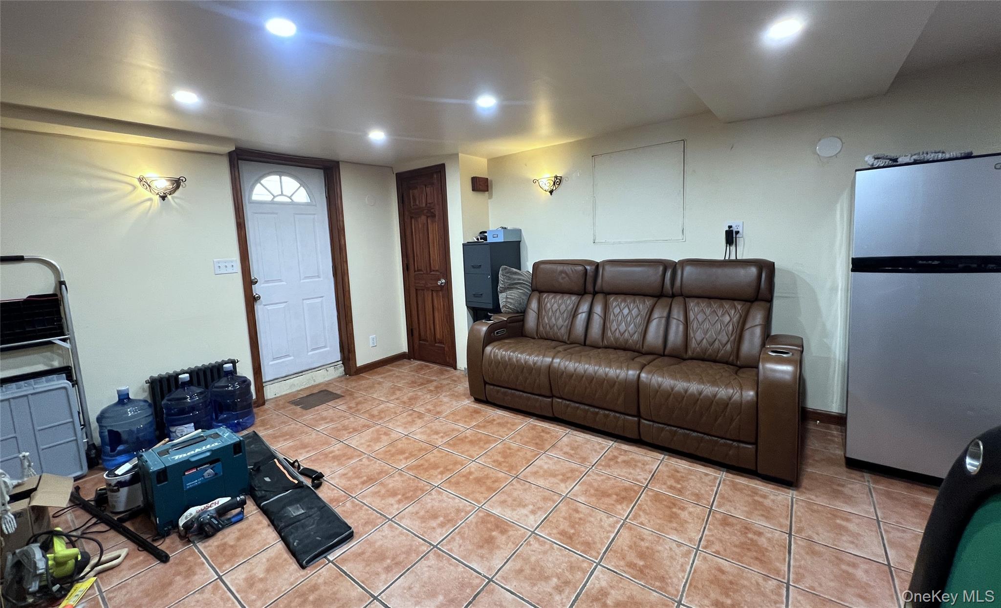 #16 photo, 6731 52nd Road, クイーンズ区 Maspeth , NY 11378