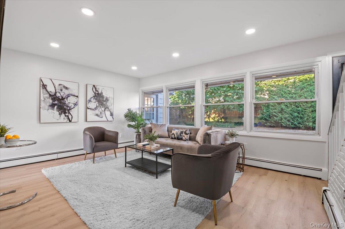 #8 photo, 119 Hamlet Road, ナッソー郡 Levittown , NY 11756