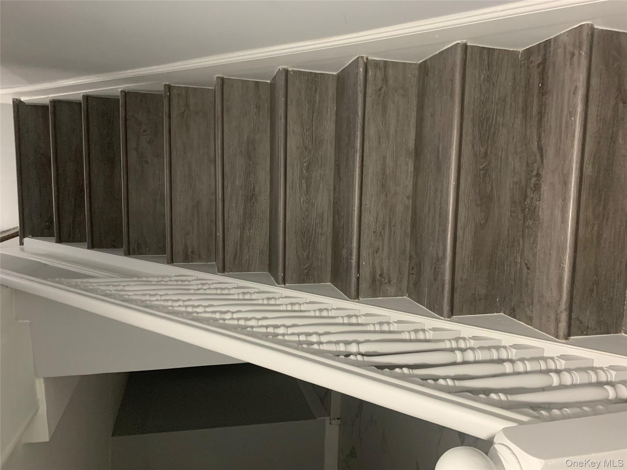 #12 photo, 10841 64th Road, クイーンズ区 Forest Hills , NY 11375