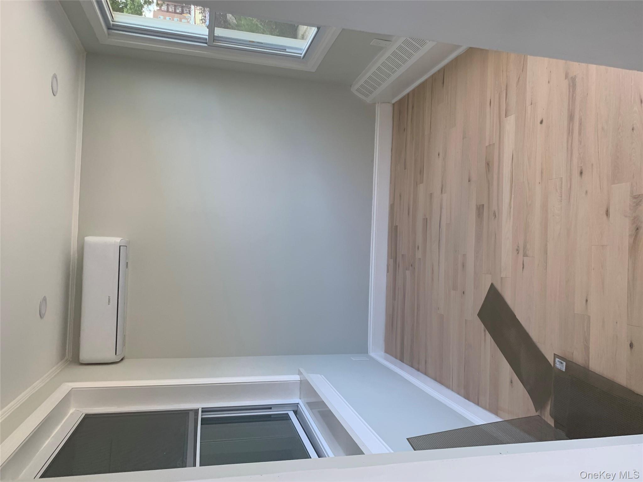 #16 photo, 10841 64th Road, クイーンズ区 Forest Hills , NY 11375