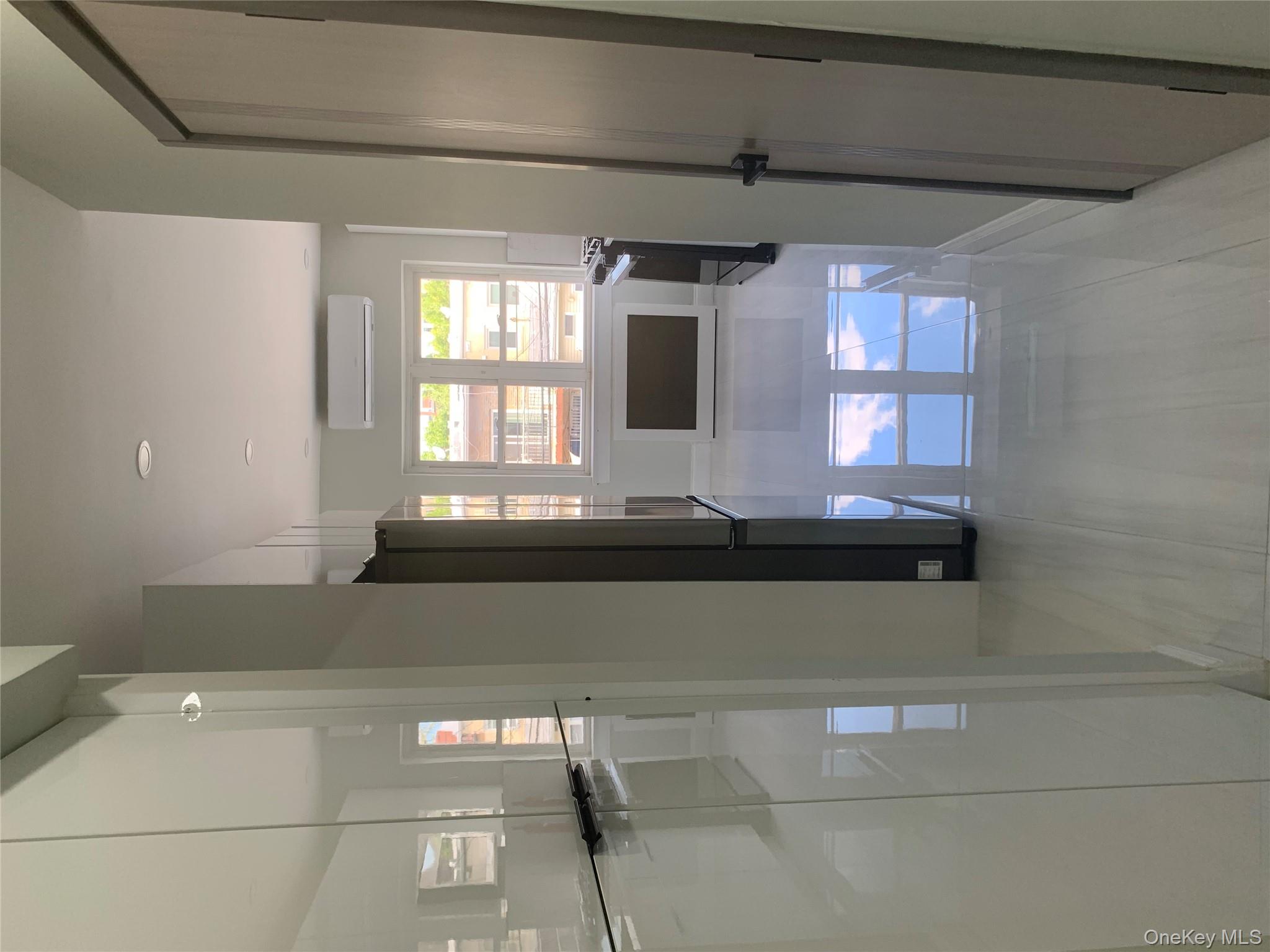 #4 photo, 10841 64th Road, クイーンズ区 Forest Hills , NY 11375