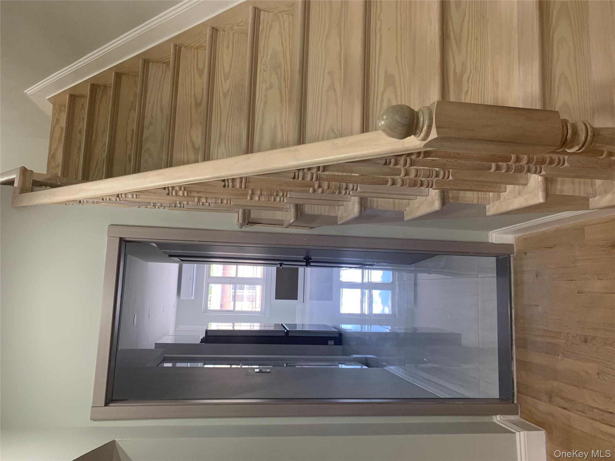 #8 photo, 10841 64th Road, クイーンズ区 Forest Hills , NY 11375