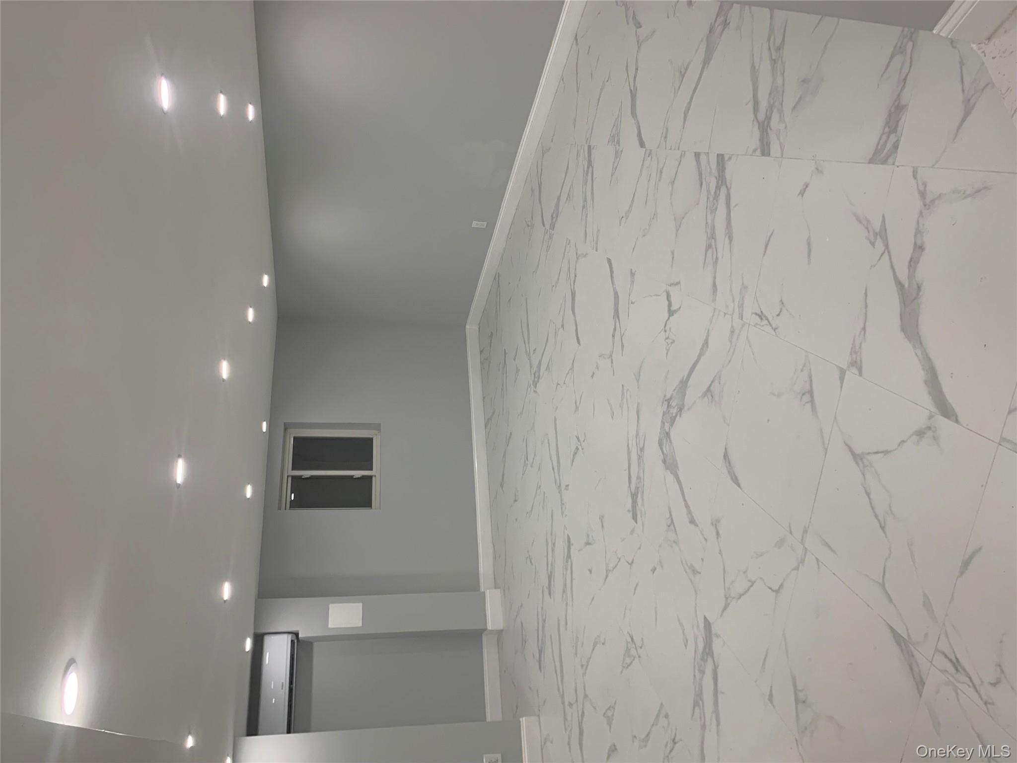 #9 photo, 10841 64th Road, クイーンズ区 Forest Hills , NY 11375