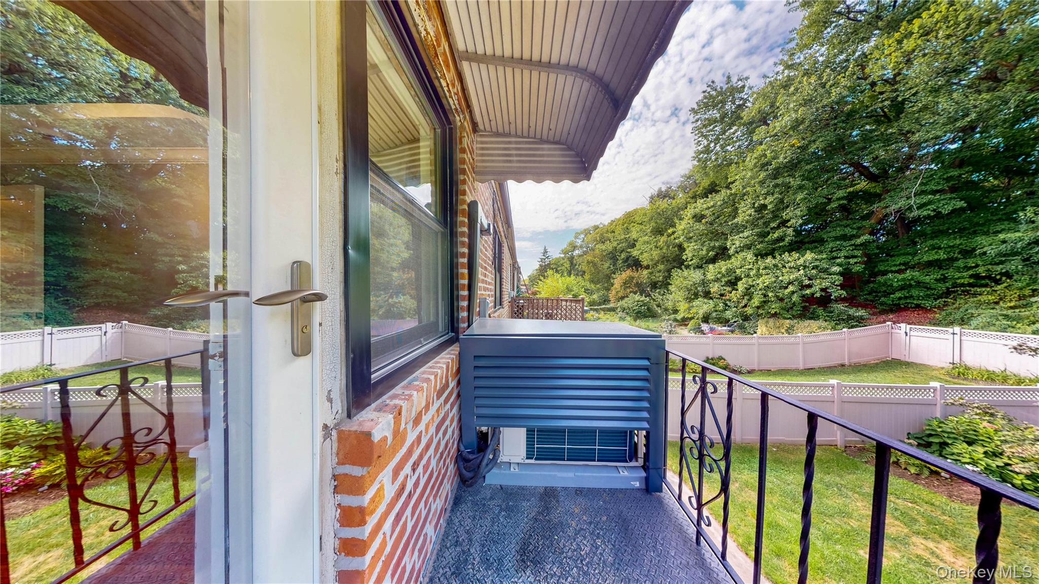 #20 photo, 67-04 Selfridge Street, クイーンズ区 Forest Hills , NY 11375