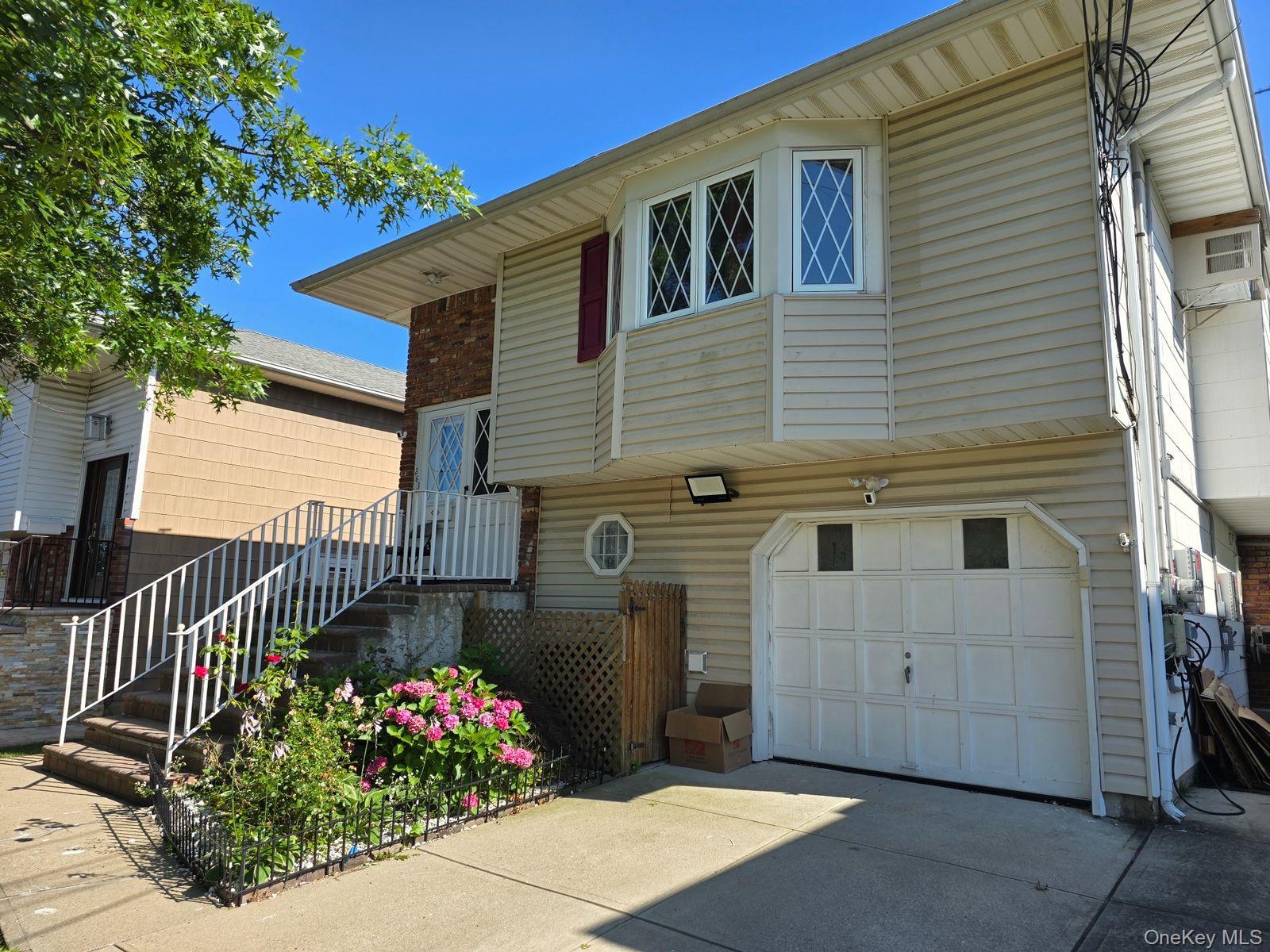 #1 photo, 263 Village Avenue, 长岛 Lynbrook , NY 11563