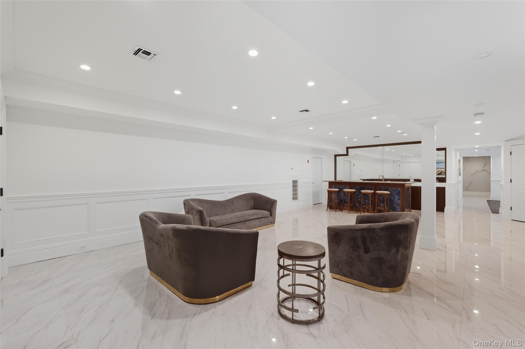 #12 photo, 7 Beverly Road, ナッソー郡 Great Neck , NY 11021